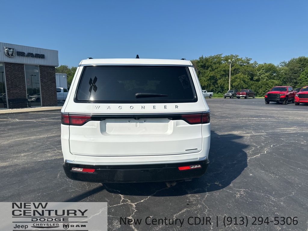2024 Jeep Wagoneer Series III - Photo 6