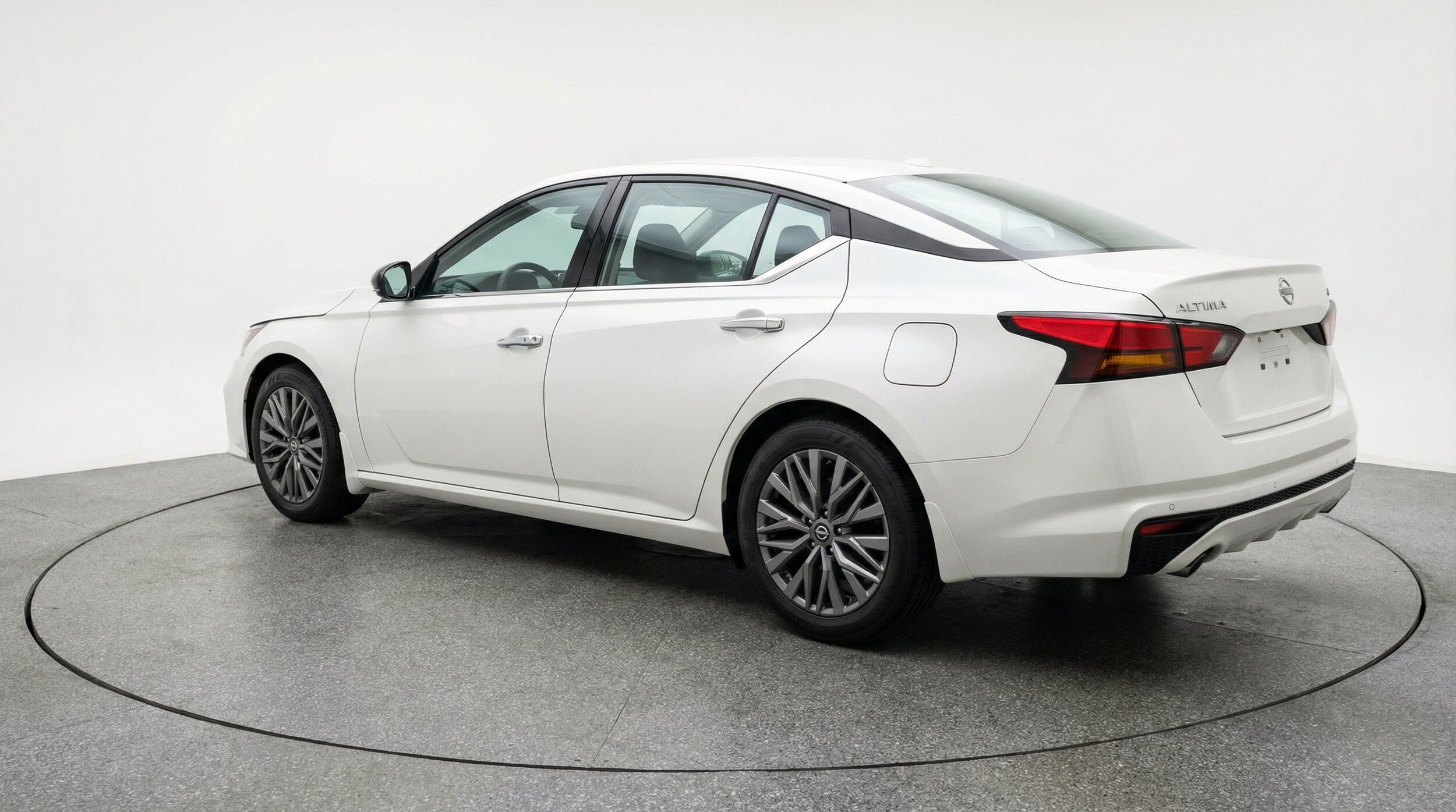 Thumbnail: 2025 Nissan Altima - 6