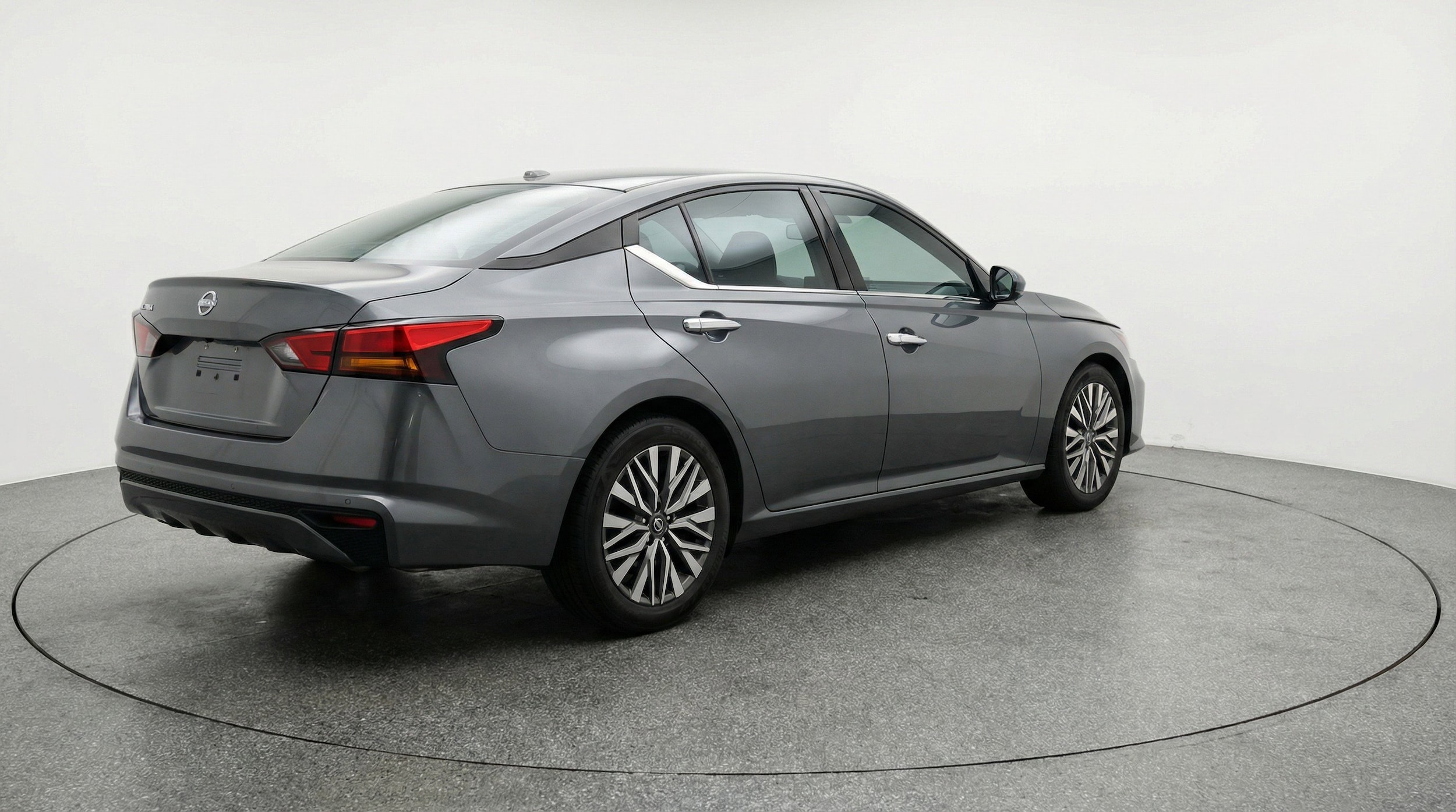 Thumbnail: 2025 Nissan Altima - 9