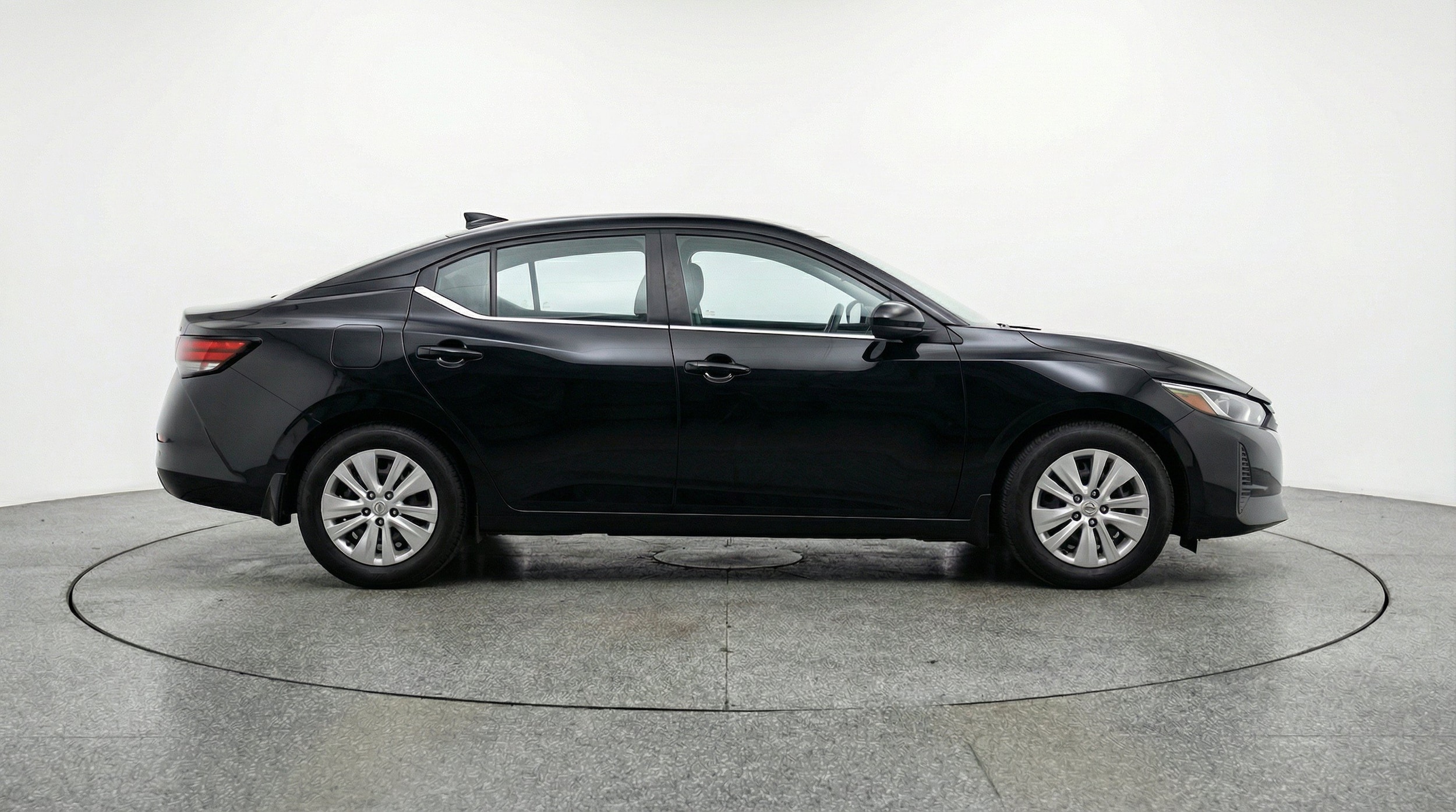 Thumbnail: 2025 Nissan Sentra - 11