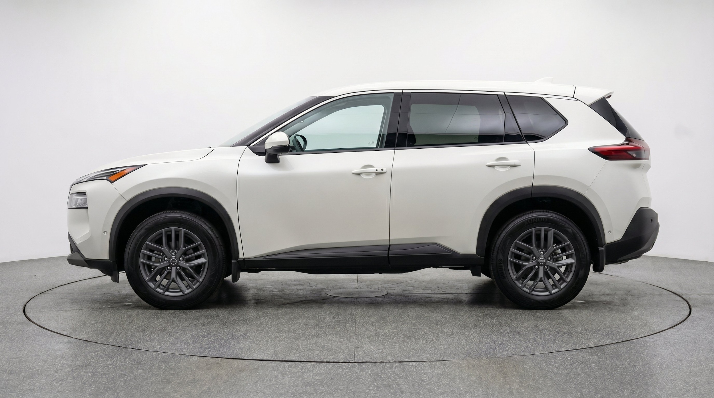 Thumbnail: 2026 Nissan Rogue - 5