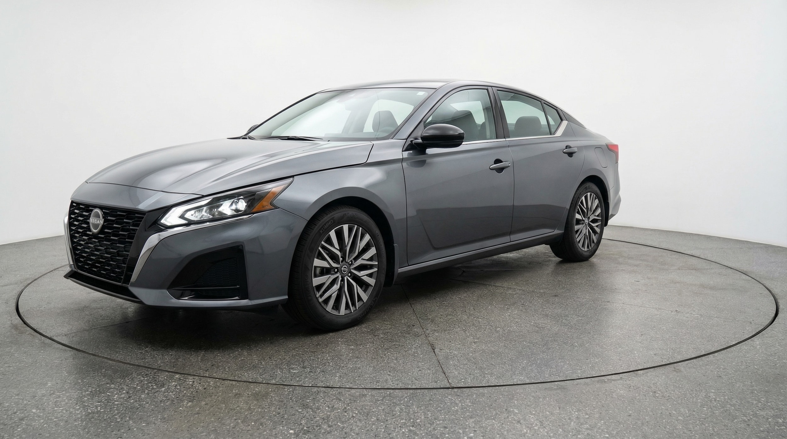 Thumbnail: 2025 Nissan Altima - 3