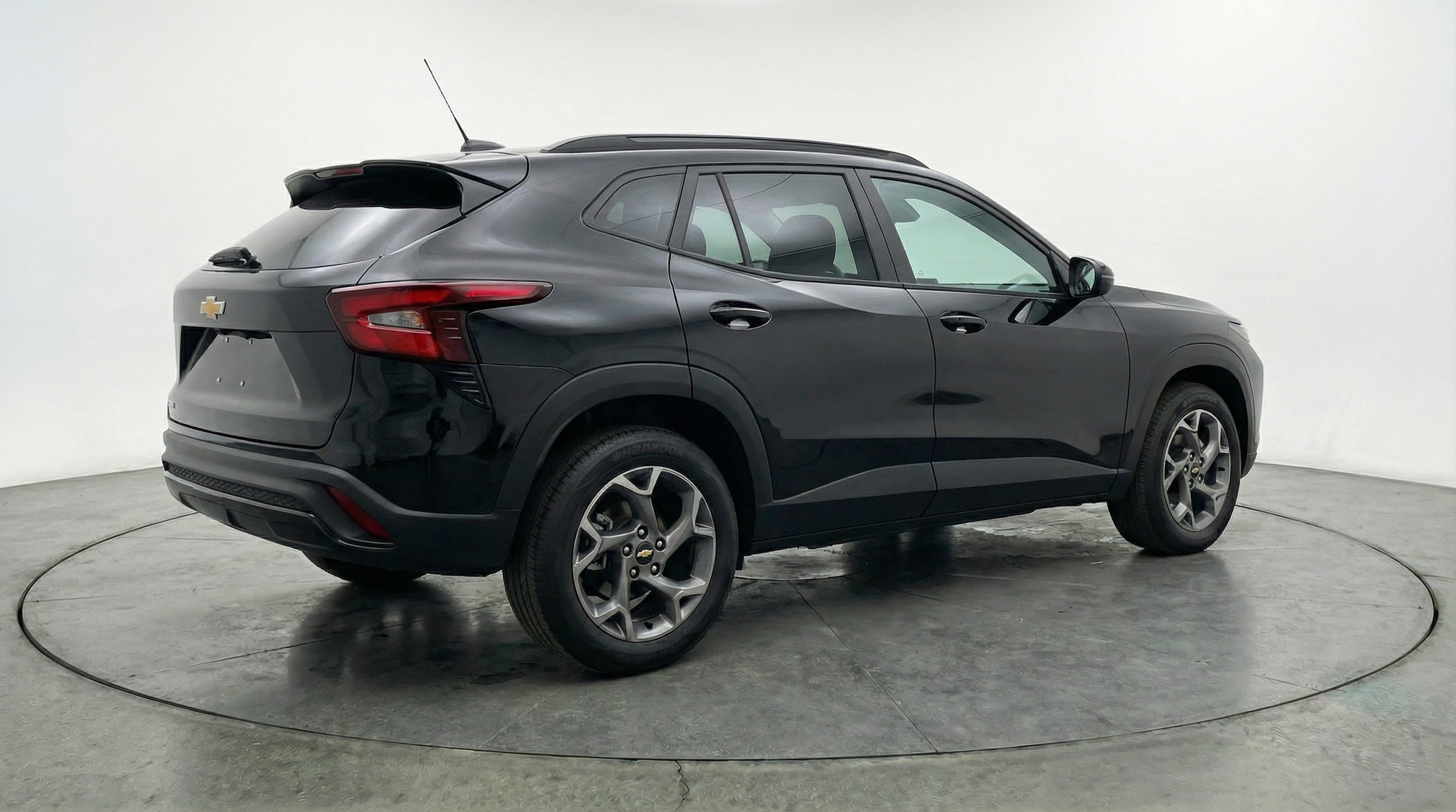 Thumbnail: 2025 Chevrolet Trax - 7