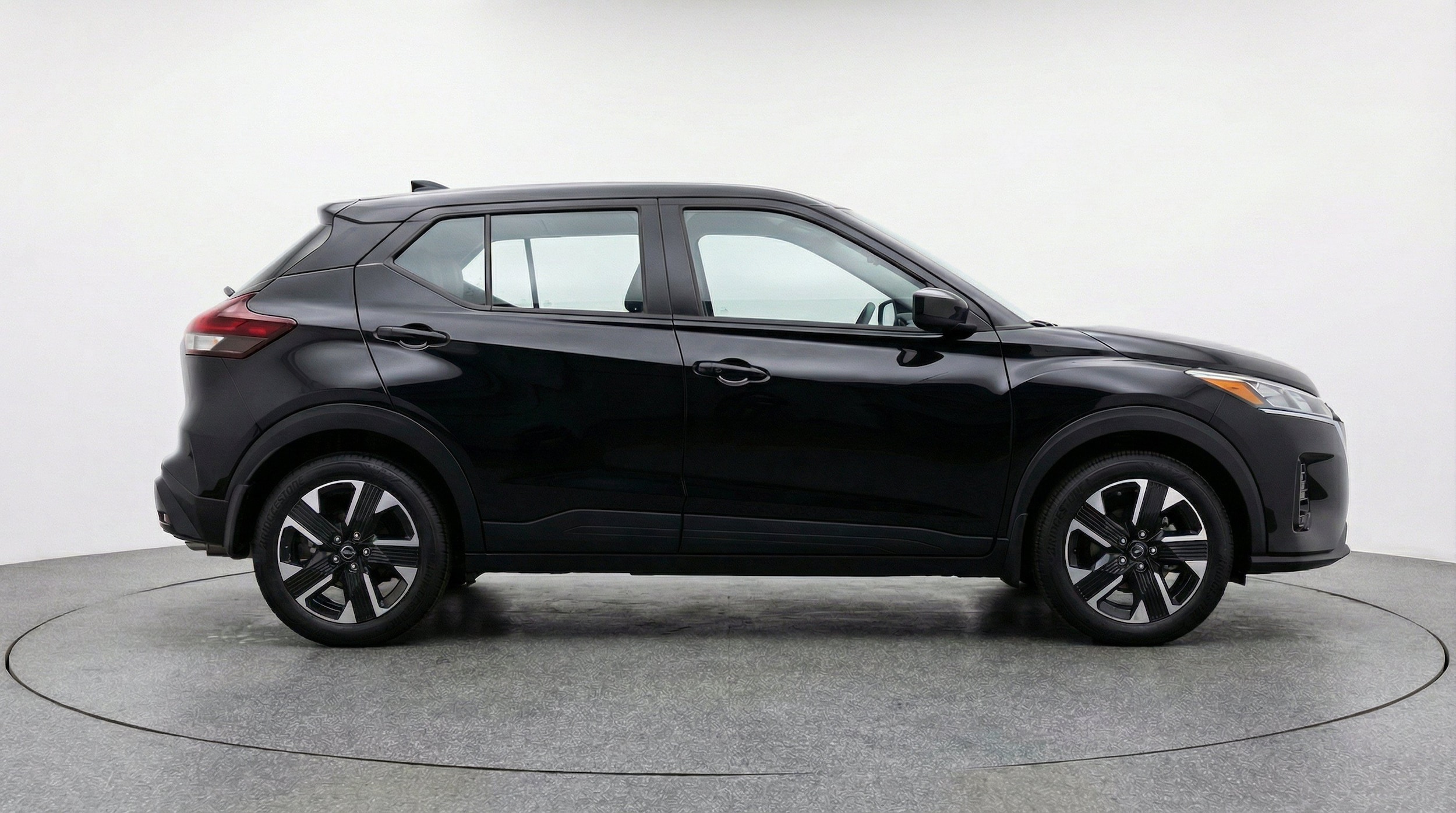 Thumbnail: 2026 Nissan Kicks - 11