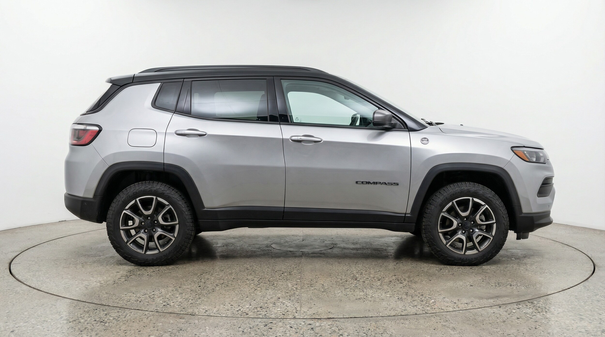 Thumbnail: 2025 Jeep Compass - 8