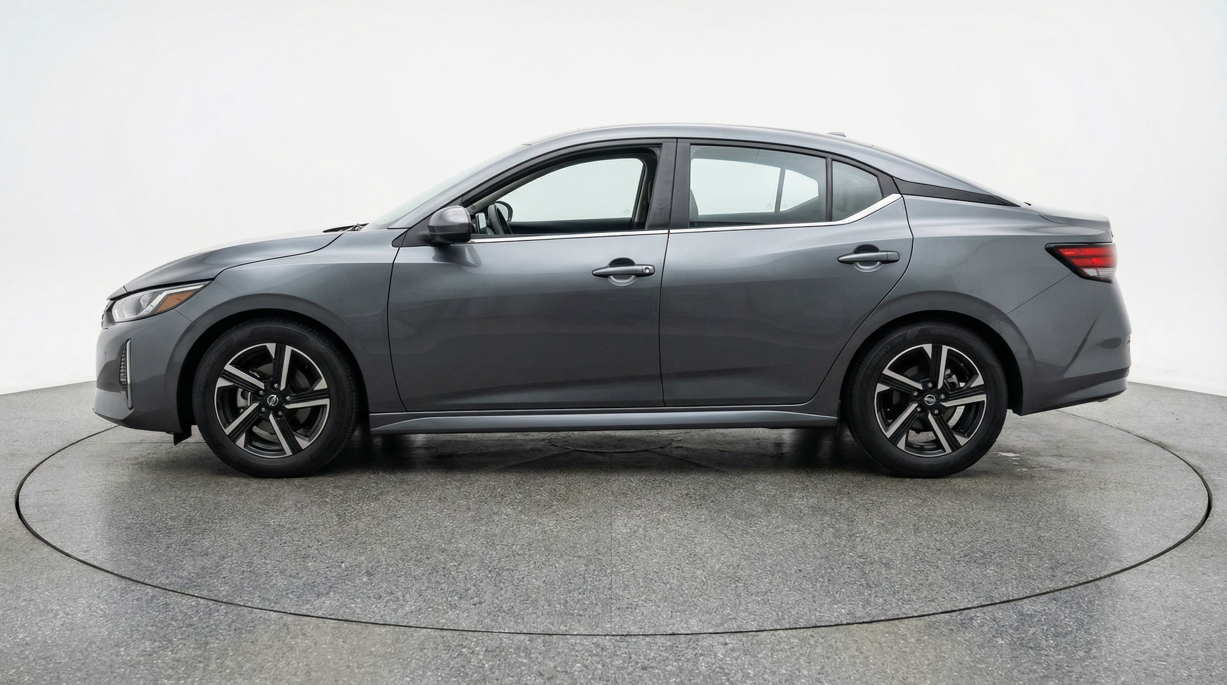 Thumbnail: 2025 Nissan Sentra - 4