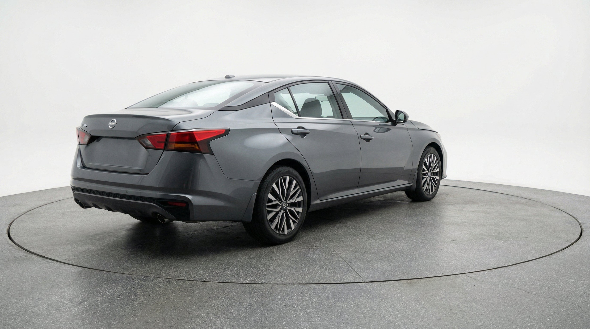 Thumbnail: 2025 Nissan Altima - 9