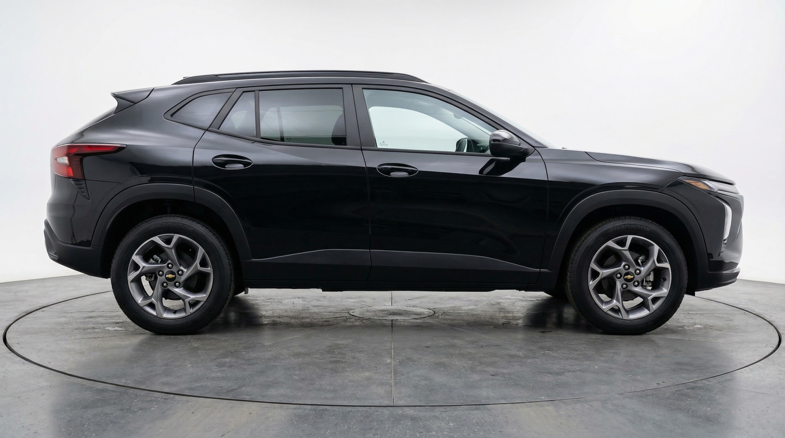 Thumbnail: 2025 Chevrolet Trax - 8