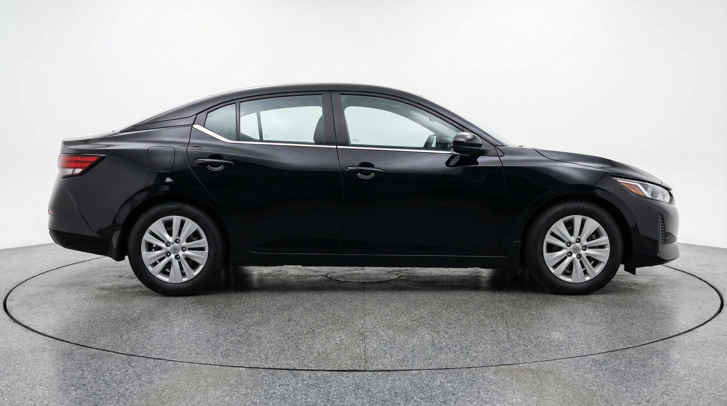 Thumbnail: 2025 Nissan Sentra - 8