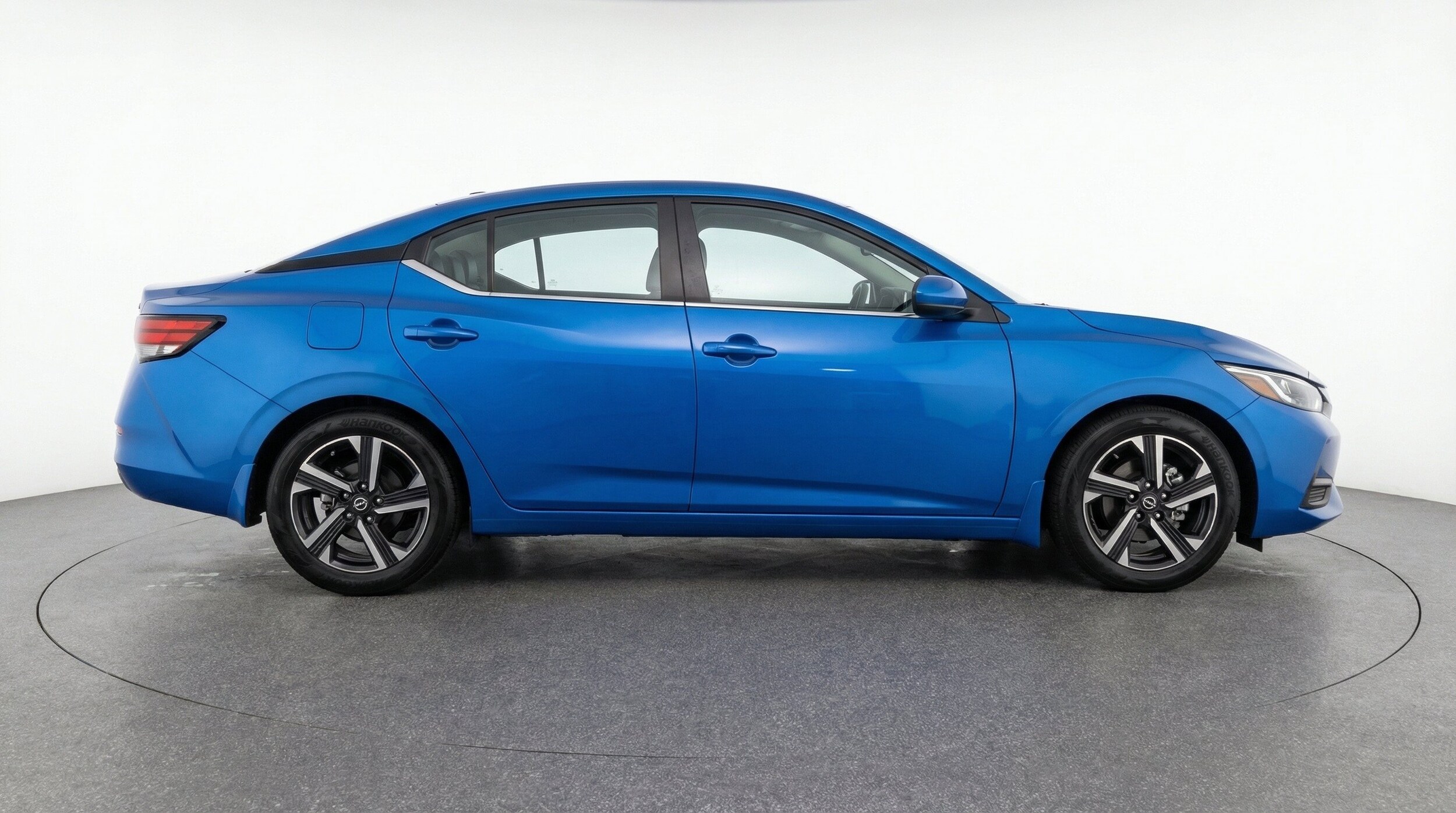 Thumbnail: 2025 Nissan Sentra - 11