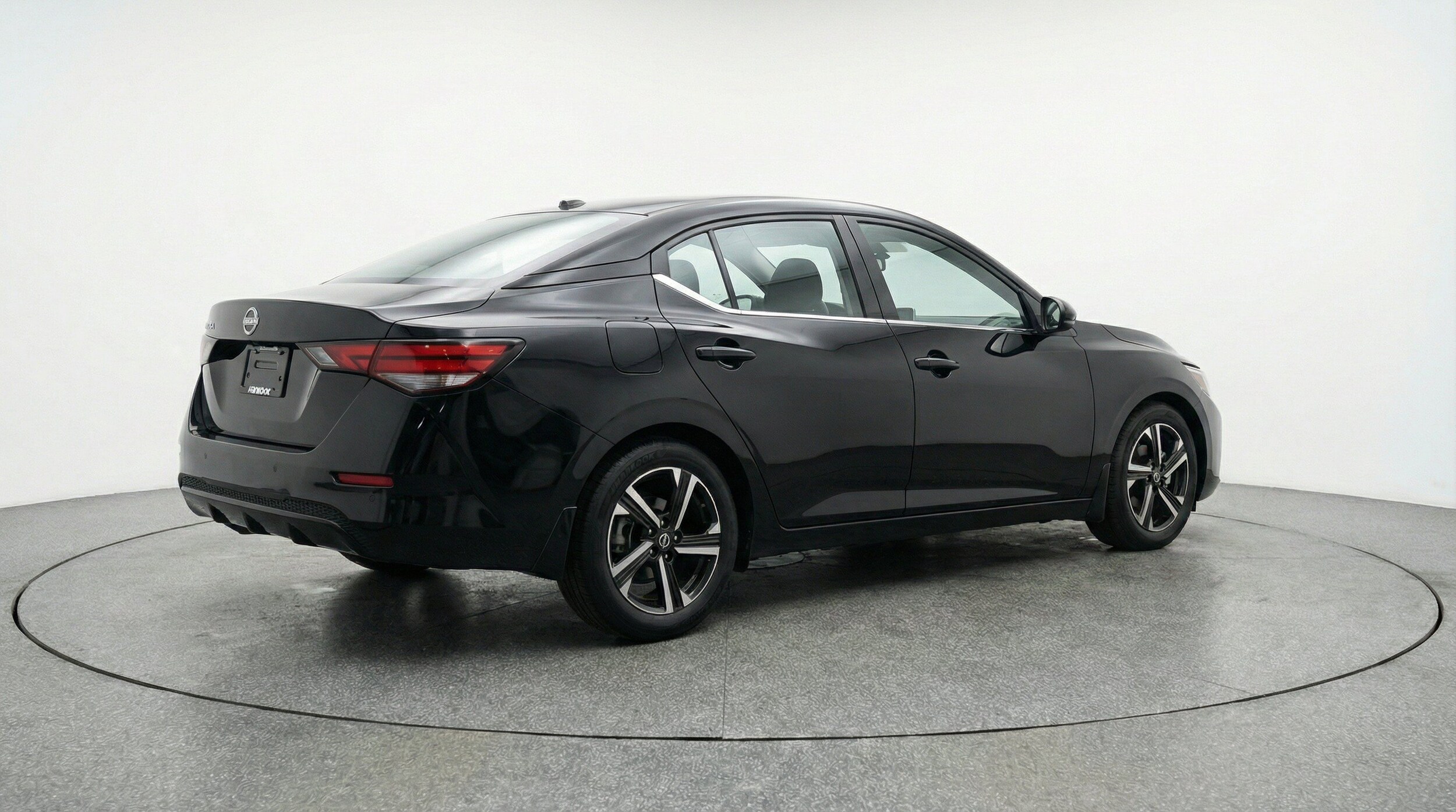 Thumbnail: 2025 Nissan Sentra - 9