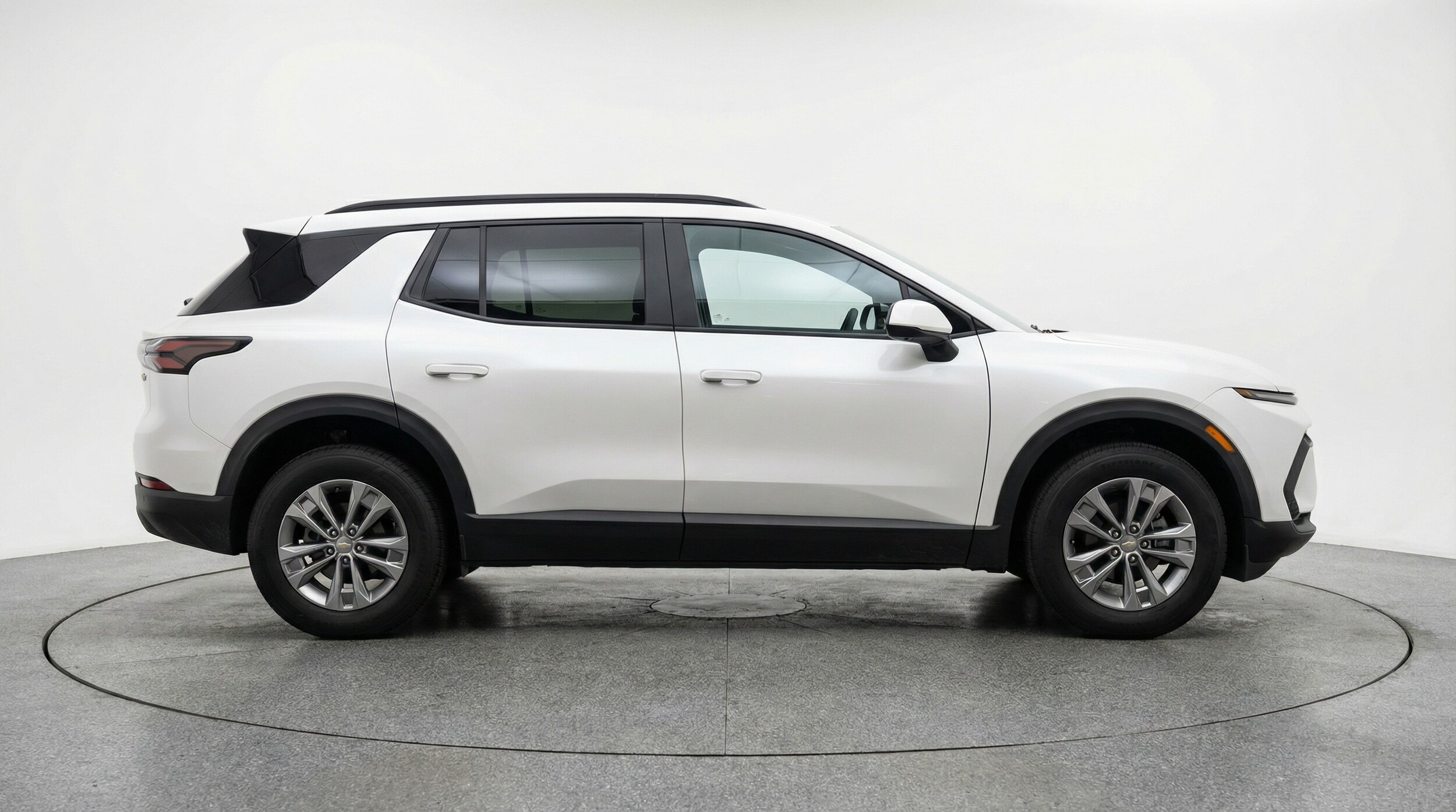 Thumbnail: 2025 Chevrolet Equinox - 8