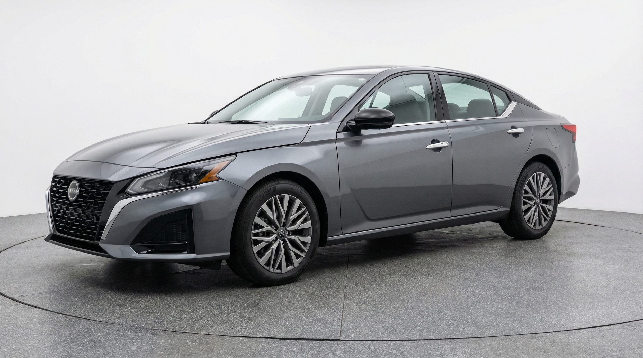 Thumbnail: 2025 Nissan Altima - 3