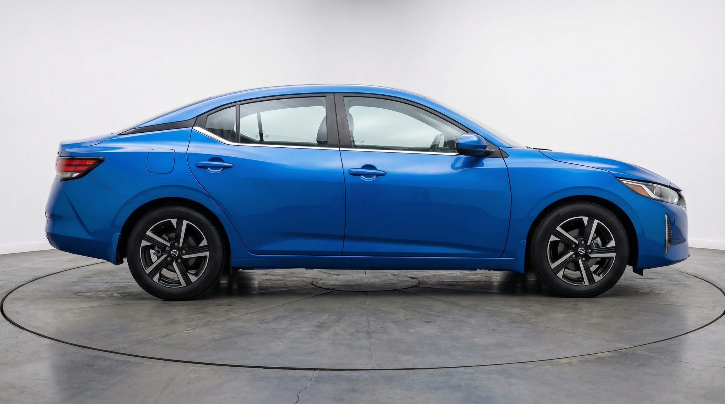 Thumbnail: 2025 Nissan Sentra - 8