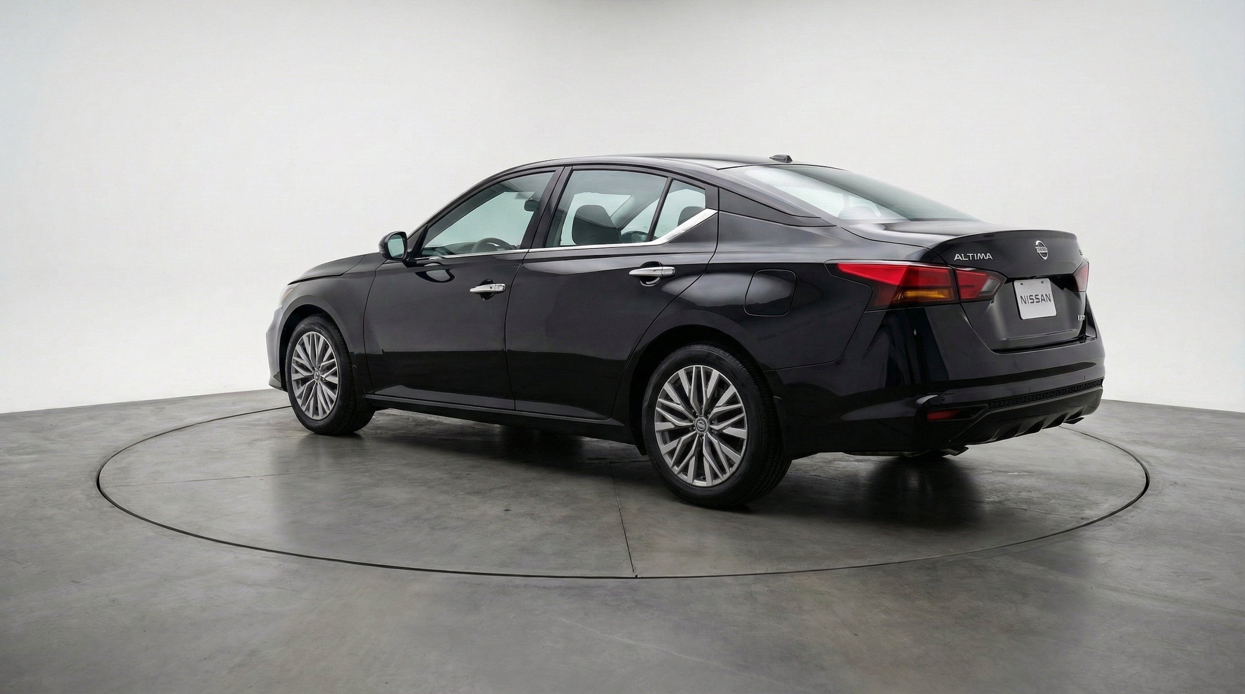 Thumbnail: 2025 Nissan Altima - 6