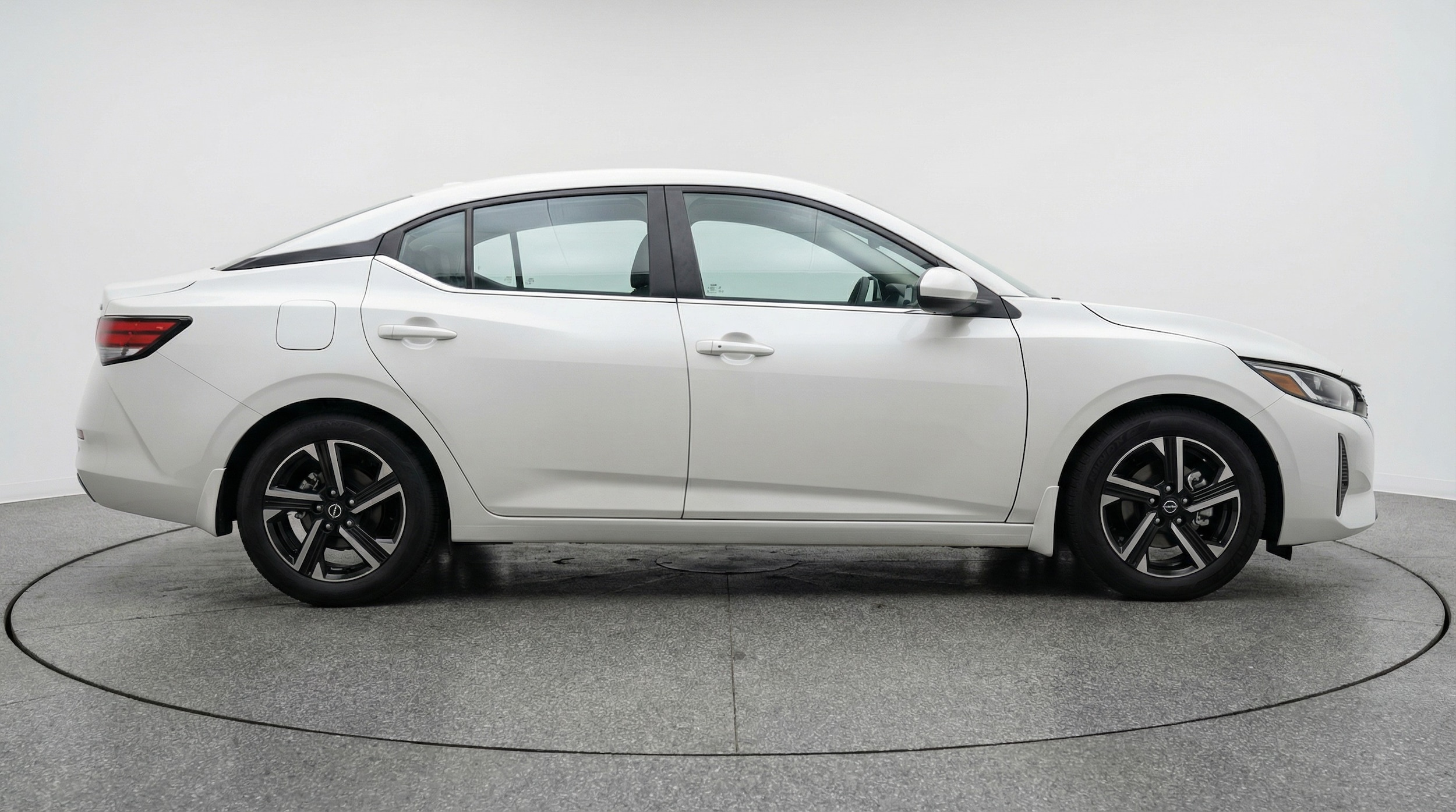 Thumbnail: 2025 Nissan Sentra - 8