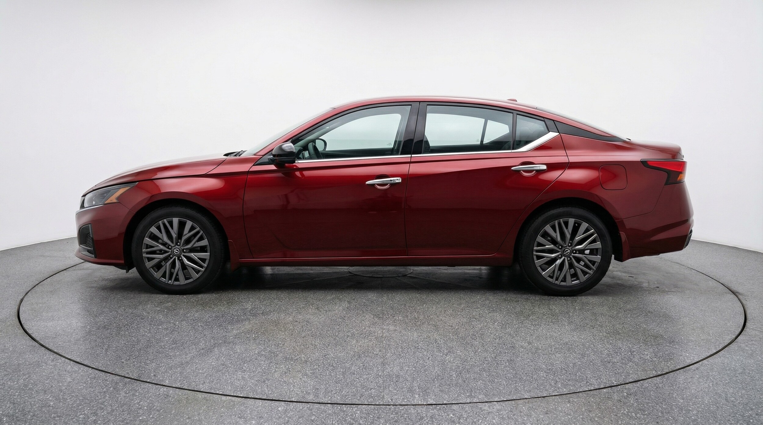 Thumbnail: 2025 Nissan Altima - 4