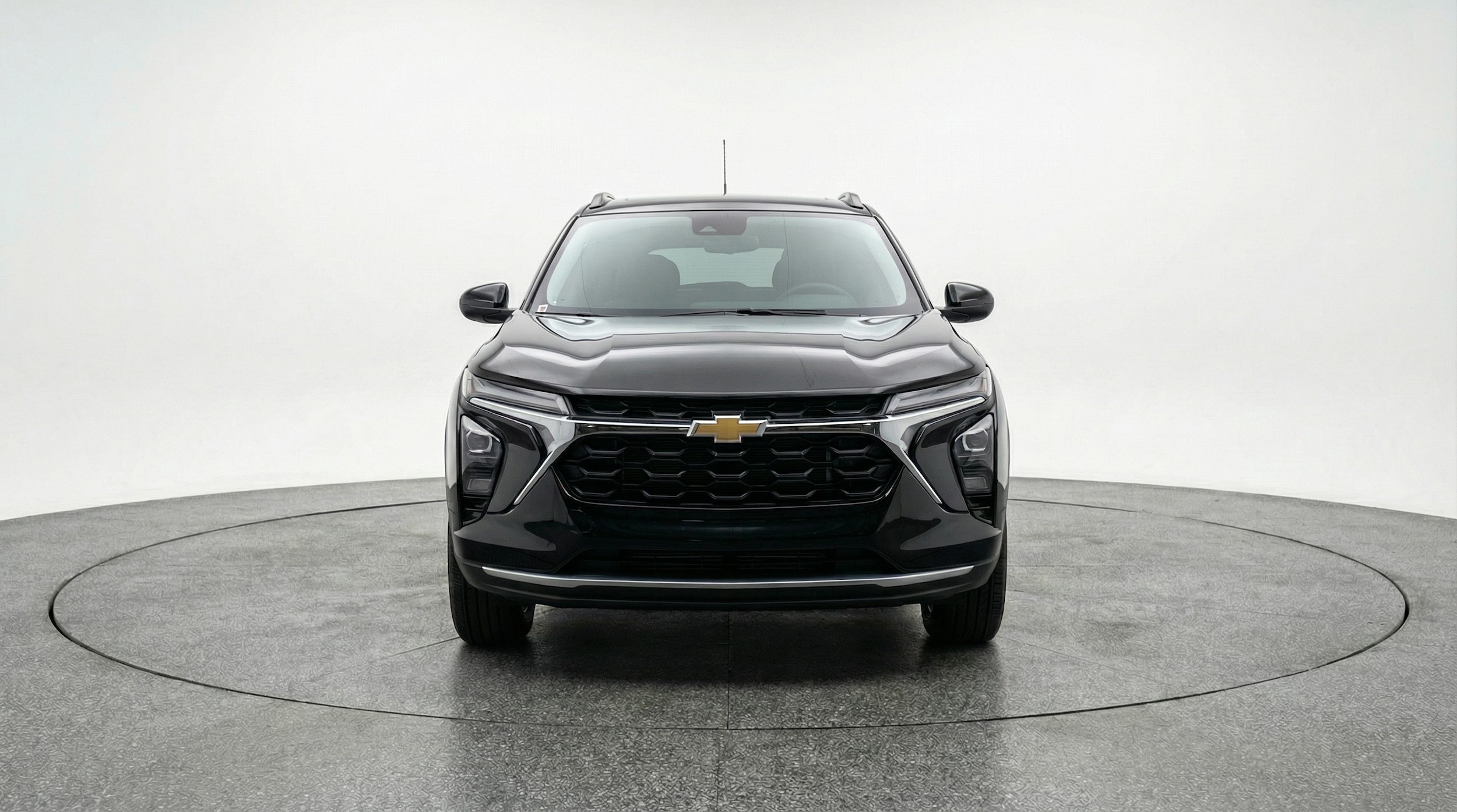 Thumbnail: 2025 Chevrolet Trax - 2
