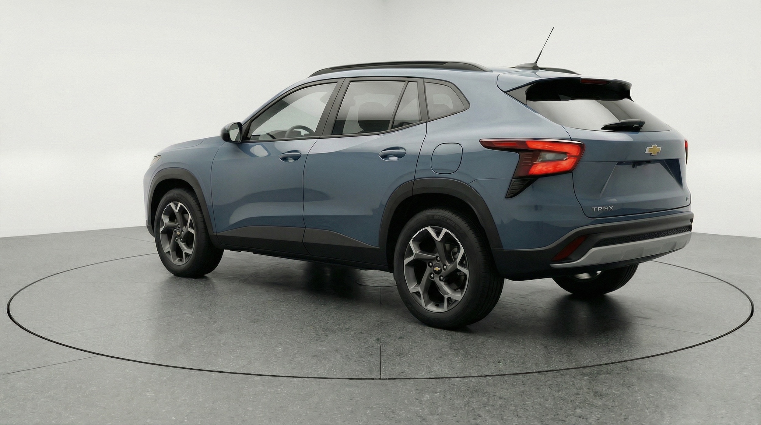 Thumbnail: 2025 Chevrolet Trax - 5