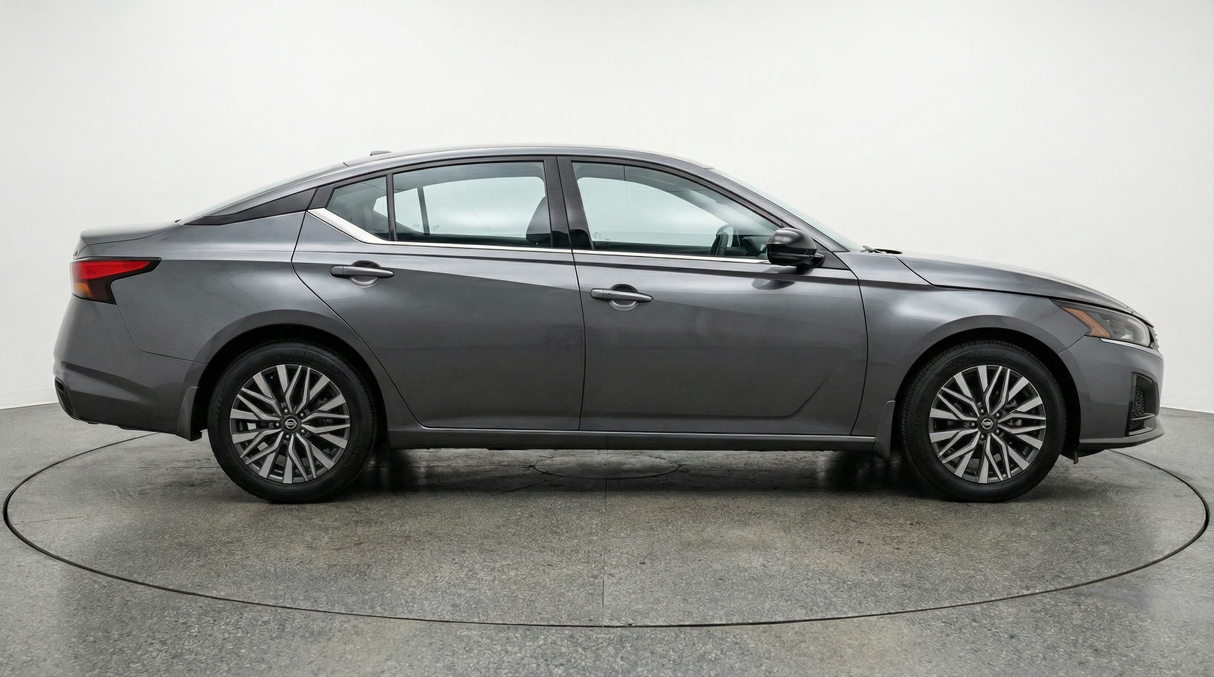 Thumbnail: 2025 Nissan Altima - 8