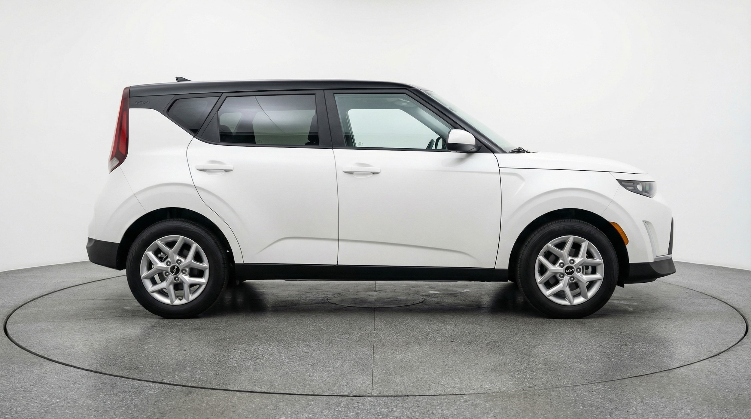 Thumbnail: 2025 Kia Soul - 8