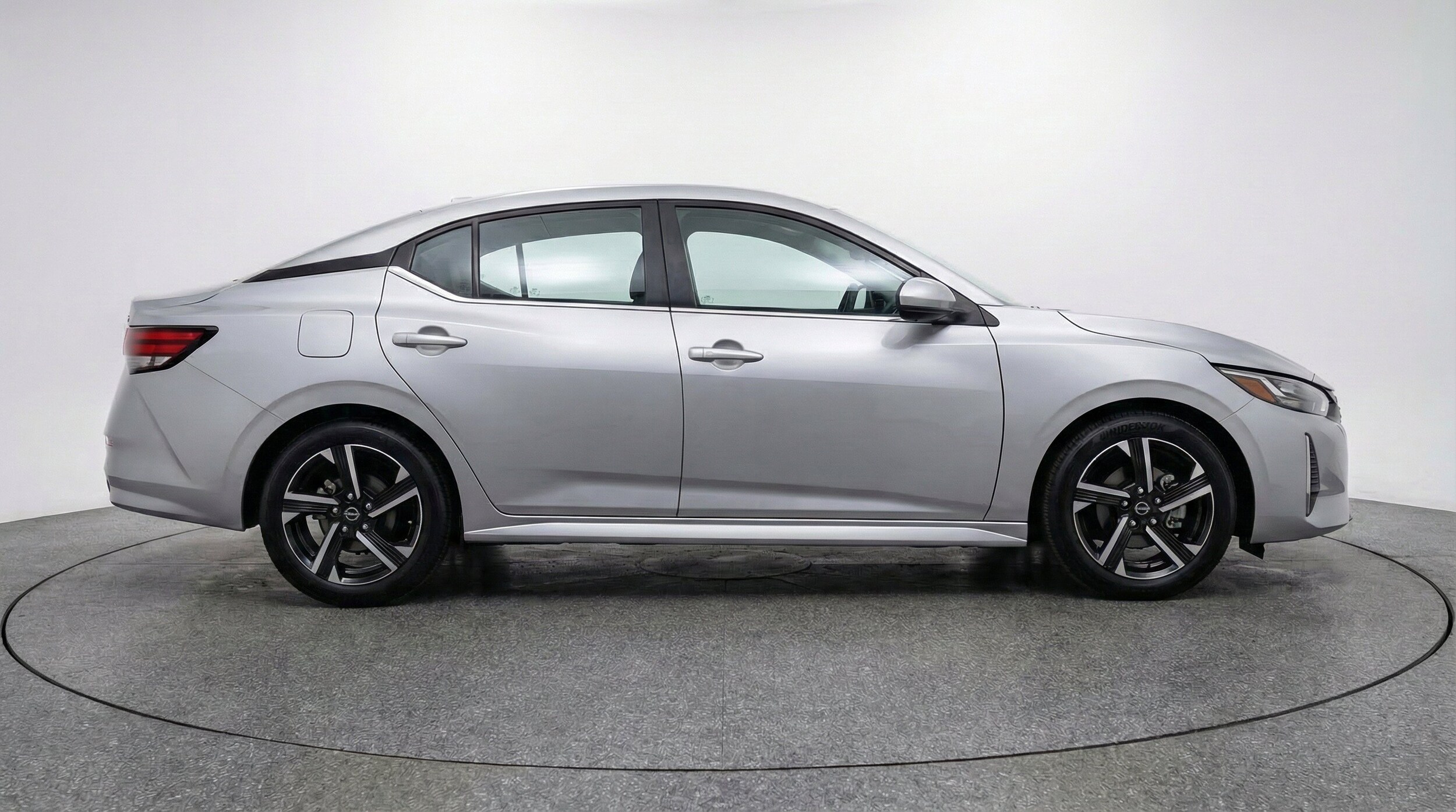 Thumbnail: 2025 Nissan Sentra - 11