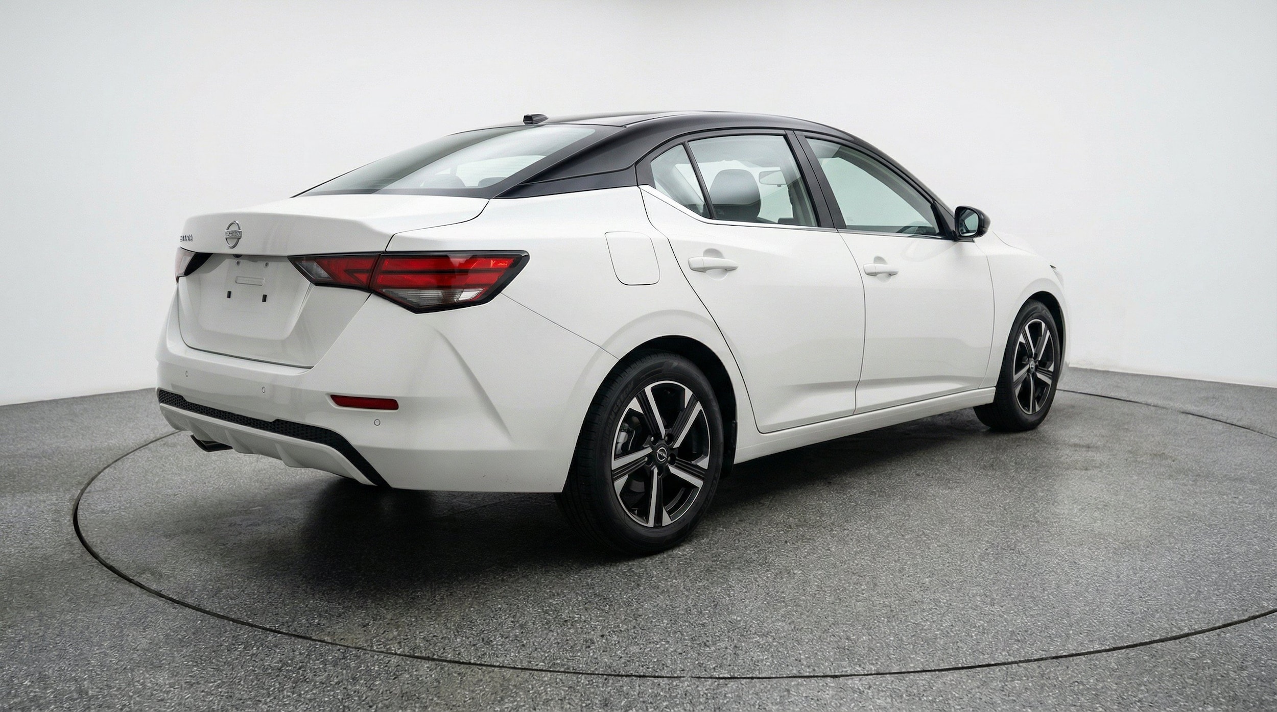 Thumbnail: 2025 Nissan Sentra - 9