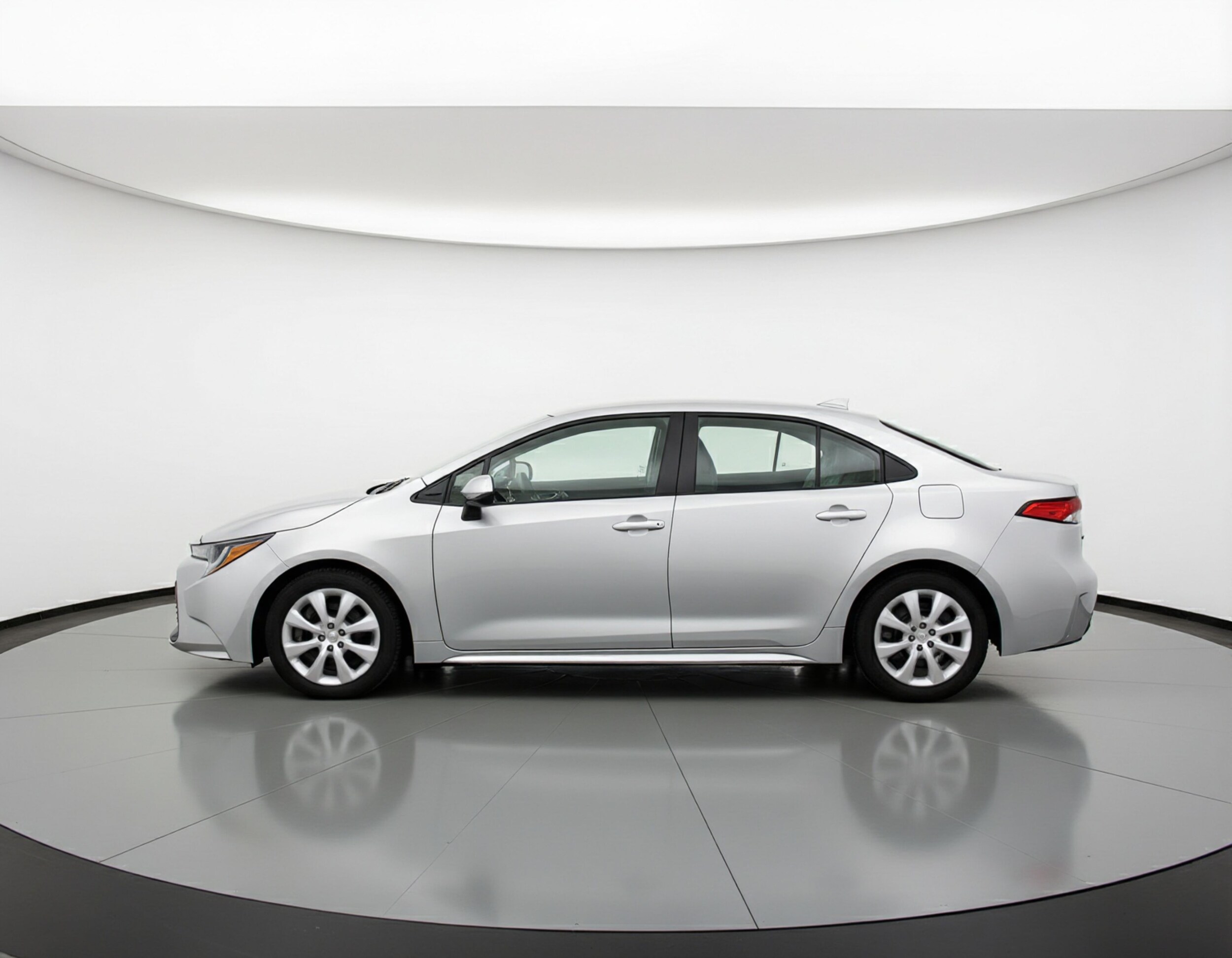 Thumbnail: 2025 Toyota Corolla - 4