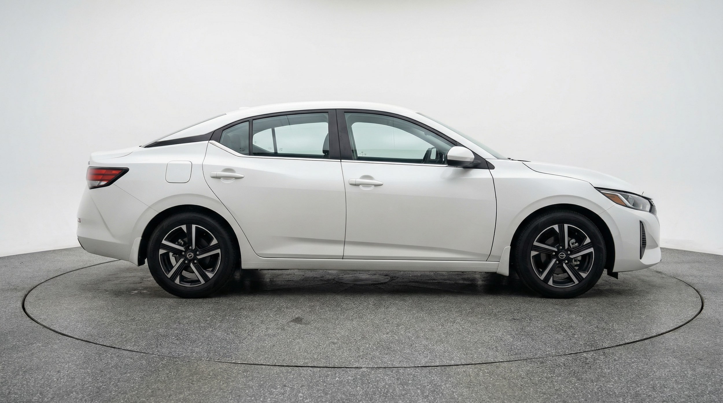 Thumbnail: 2025 Nissan Sentra - 8