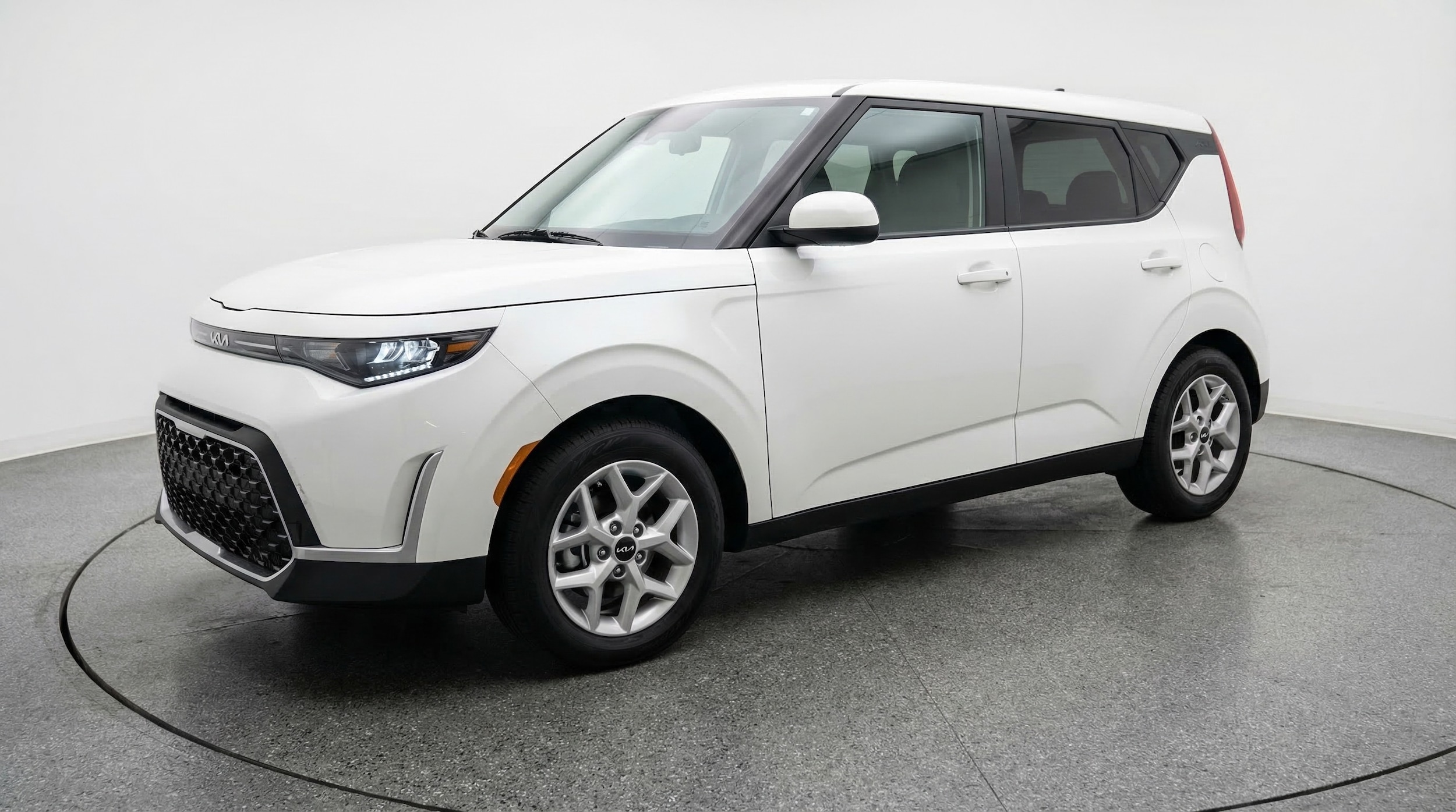 Thumbnail: 2025 Kia Soul - 3