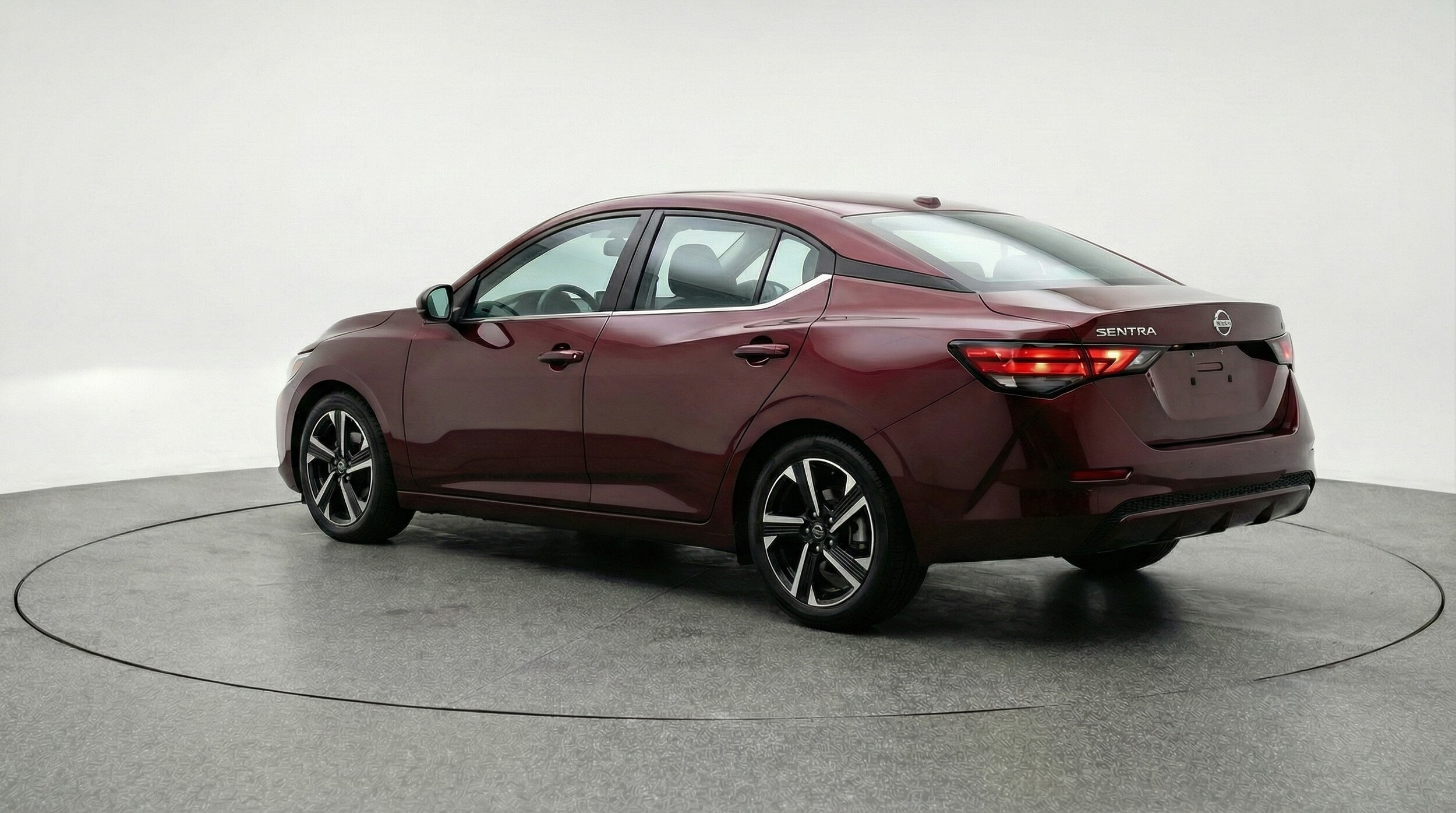 Thumbnail: 2025 Nissan Sentra - 5