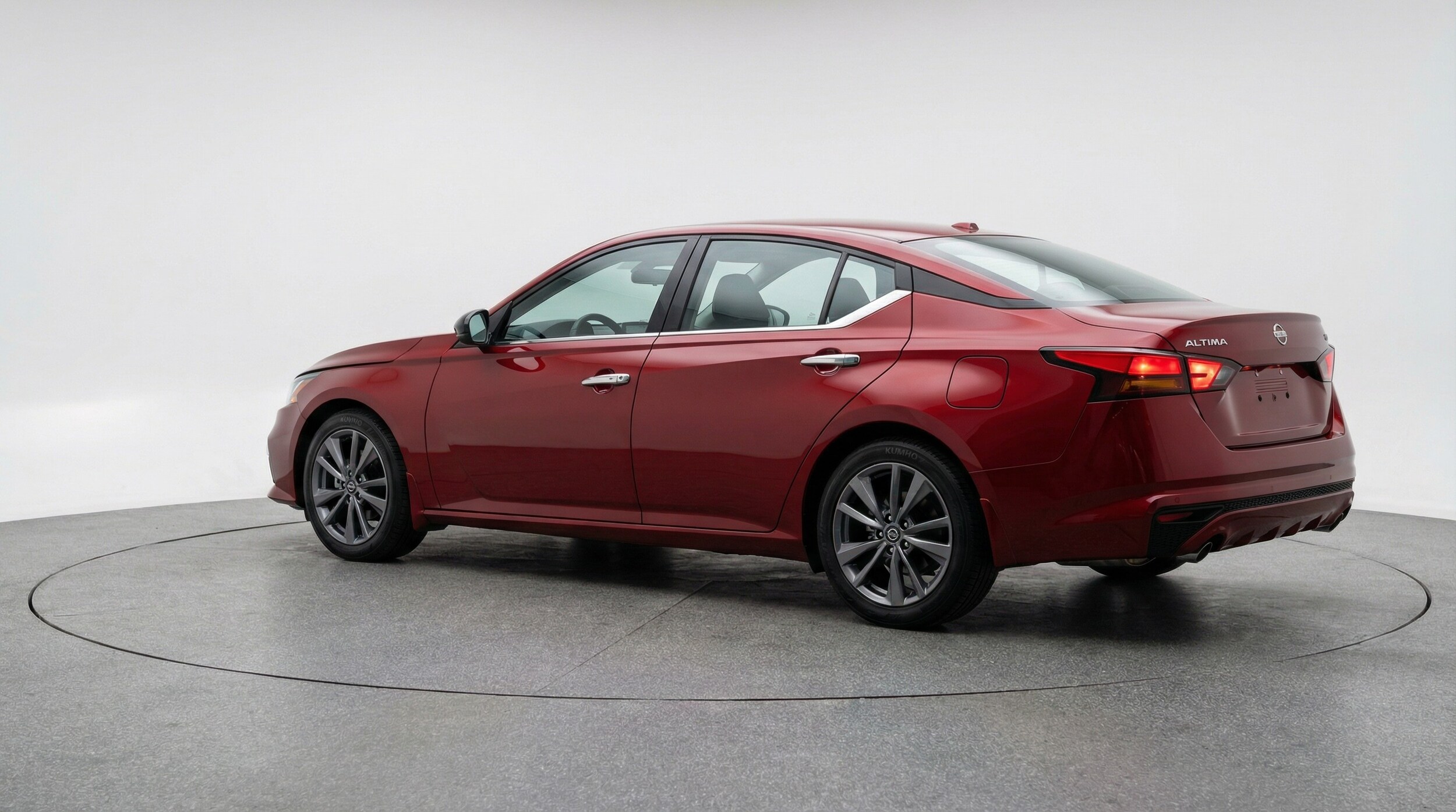 Thumbnail: 2025 Nissan Altima - 5