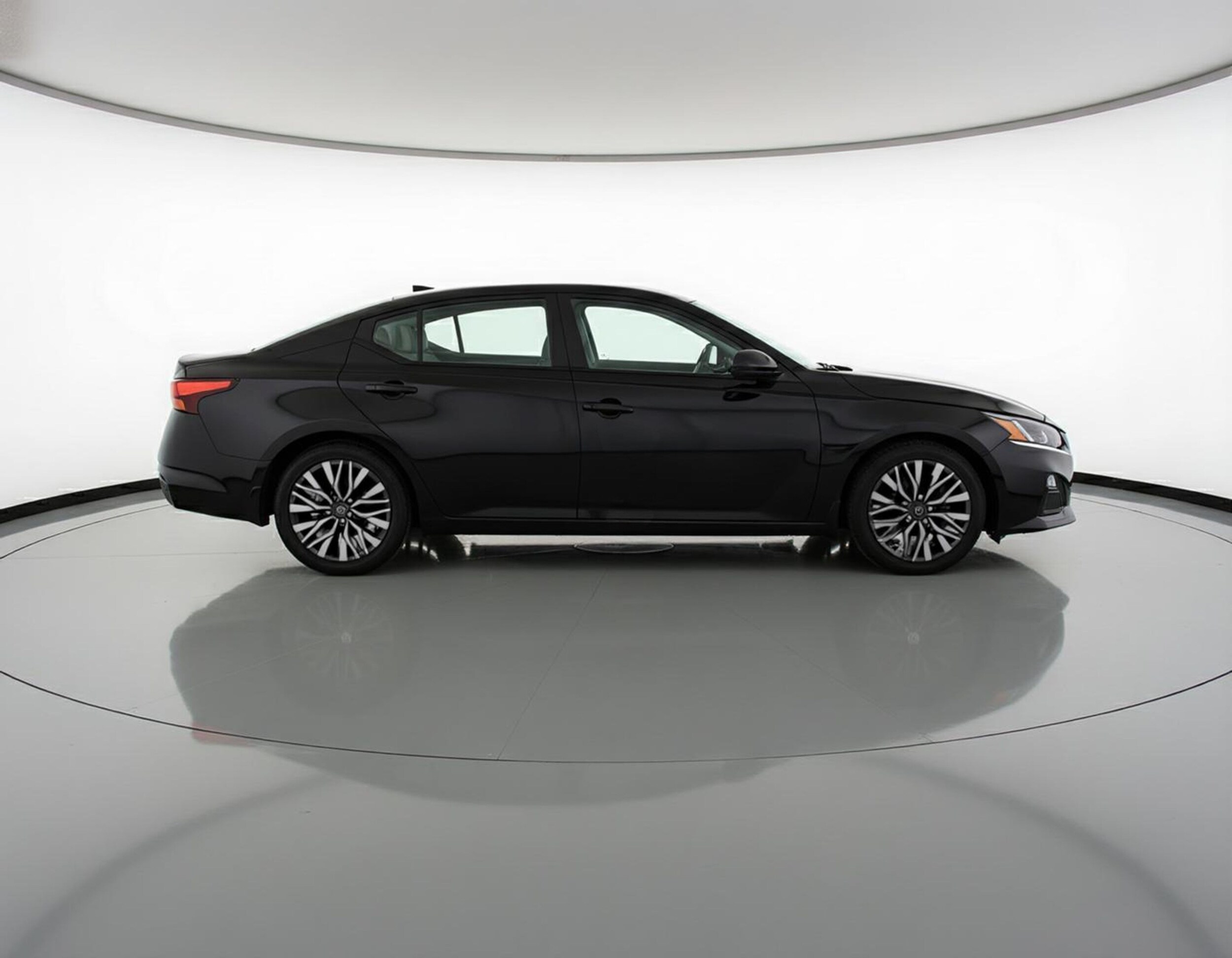 Thumbnail: 2025 Nissan Altima - 8