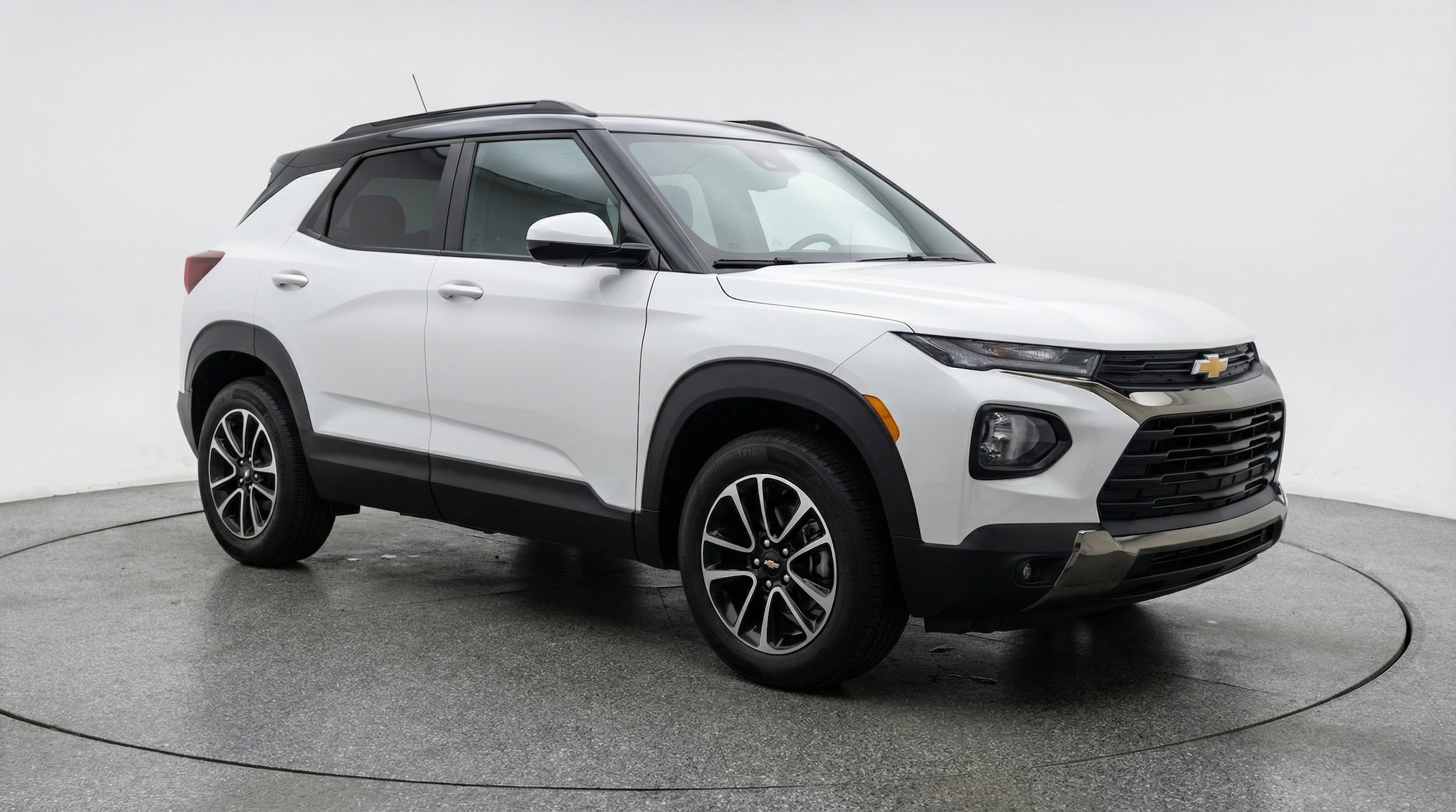 Thumbnail: 2025 Chevrolet TrailBlazer - 1