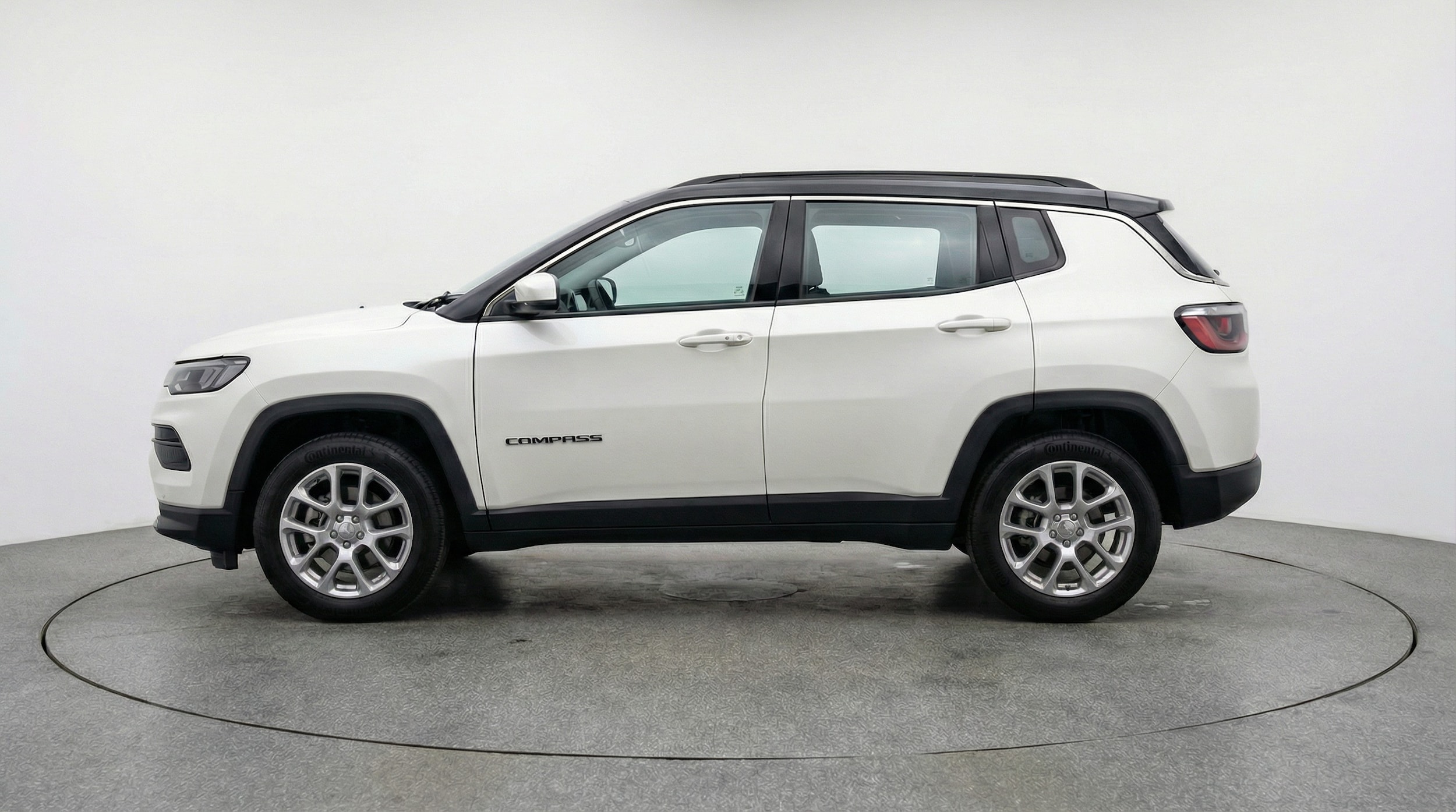 Thumbnail: 2025 Jeep Compass - 4