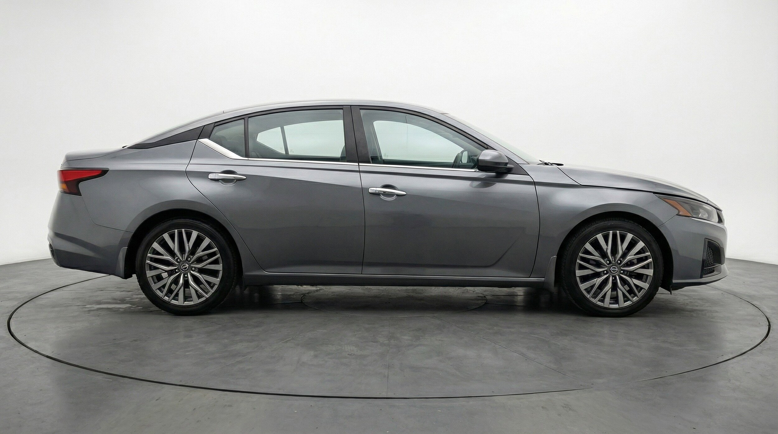 Thumbnail: 2025 Nissan Altima - 11