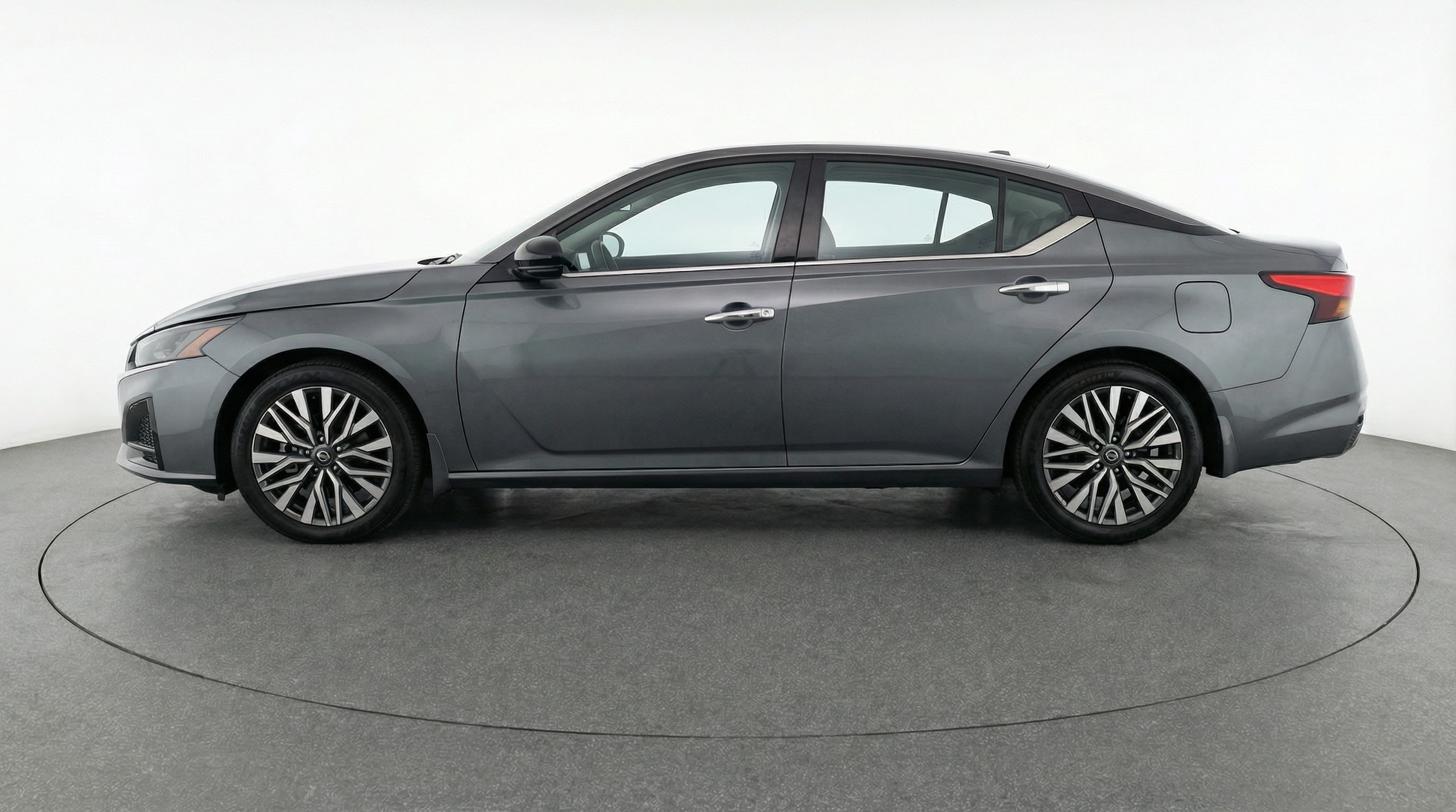 Thumbnail: 2025 Nissan Altima - 4