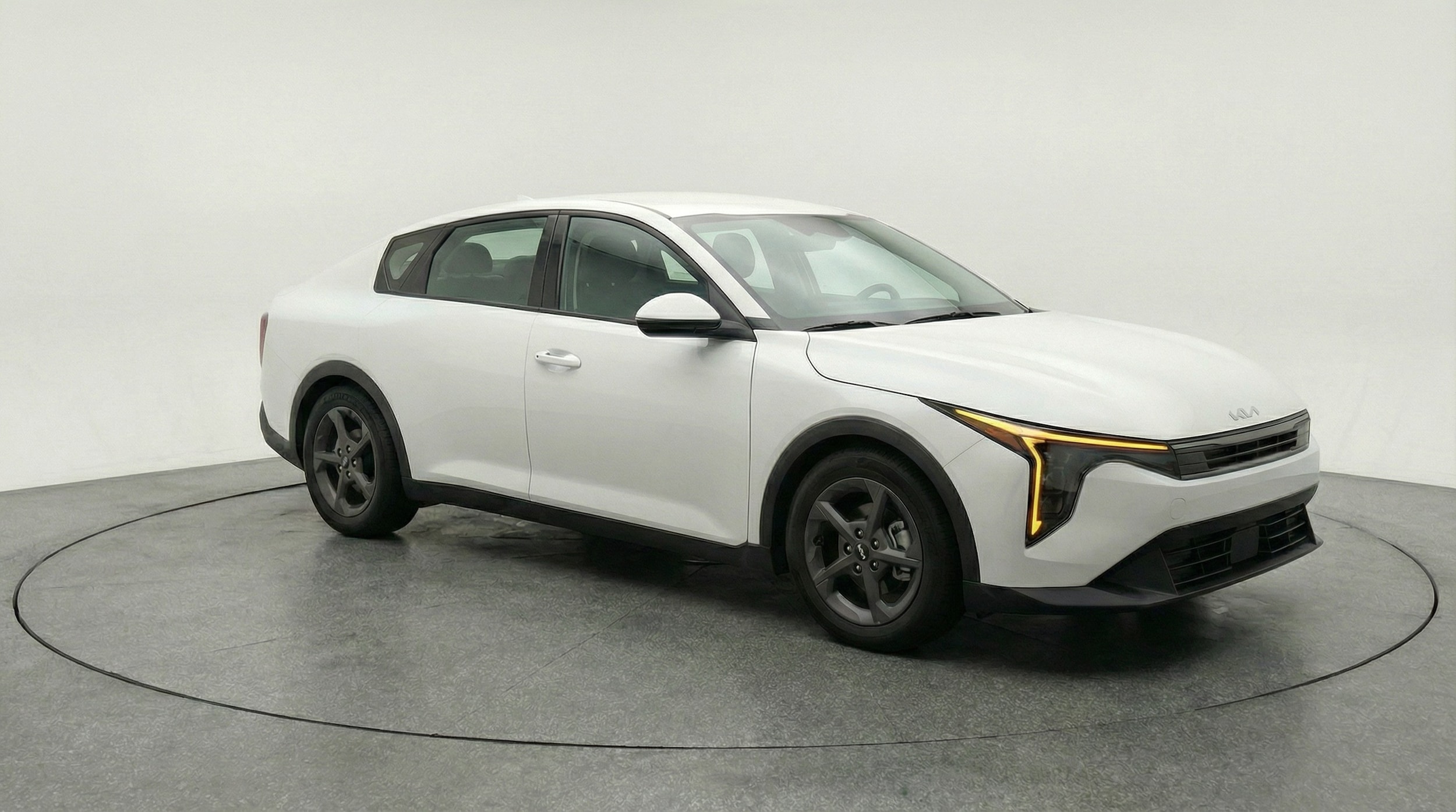 Thumbnail: 2025 Kia K4 - 1