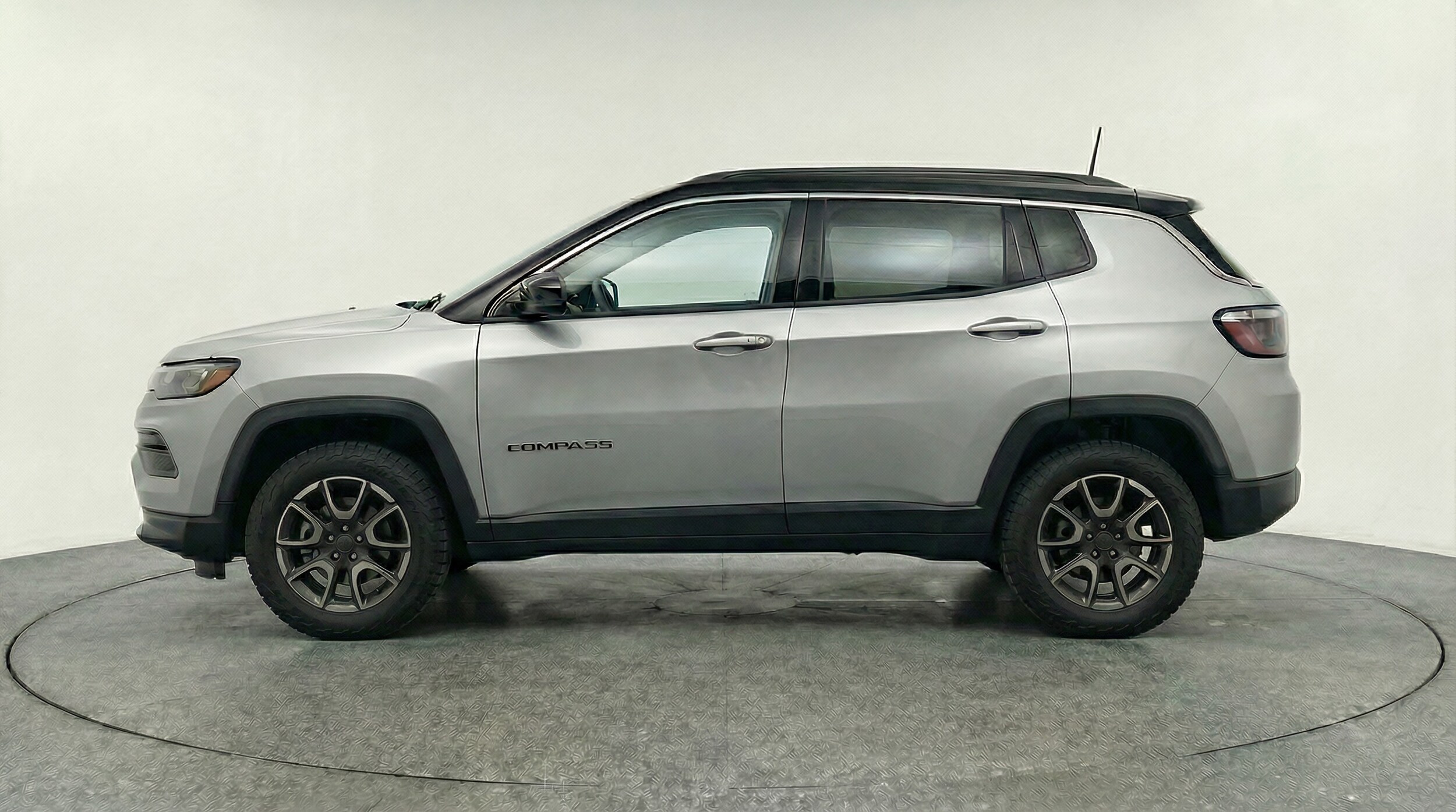 Thumbnail: 2025 Jeep Compass - 4