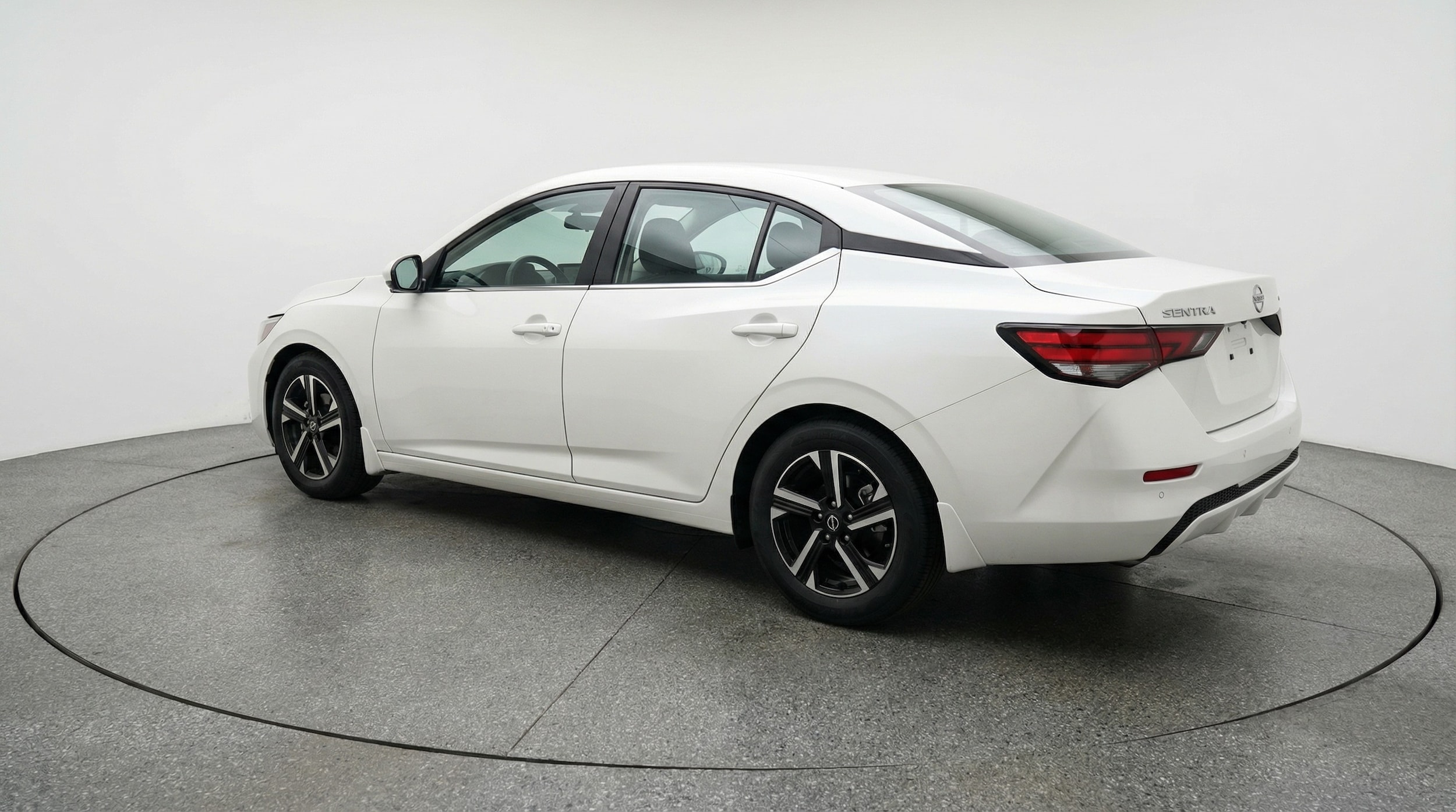 Thumbnail: 2025 Nissan Sentra - 5