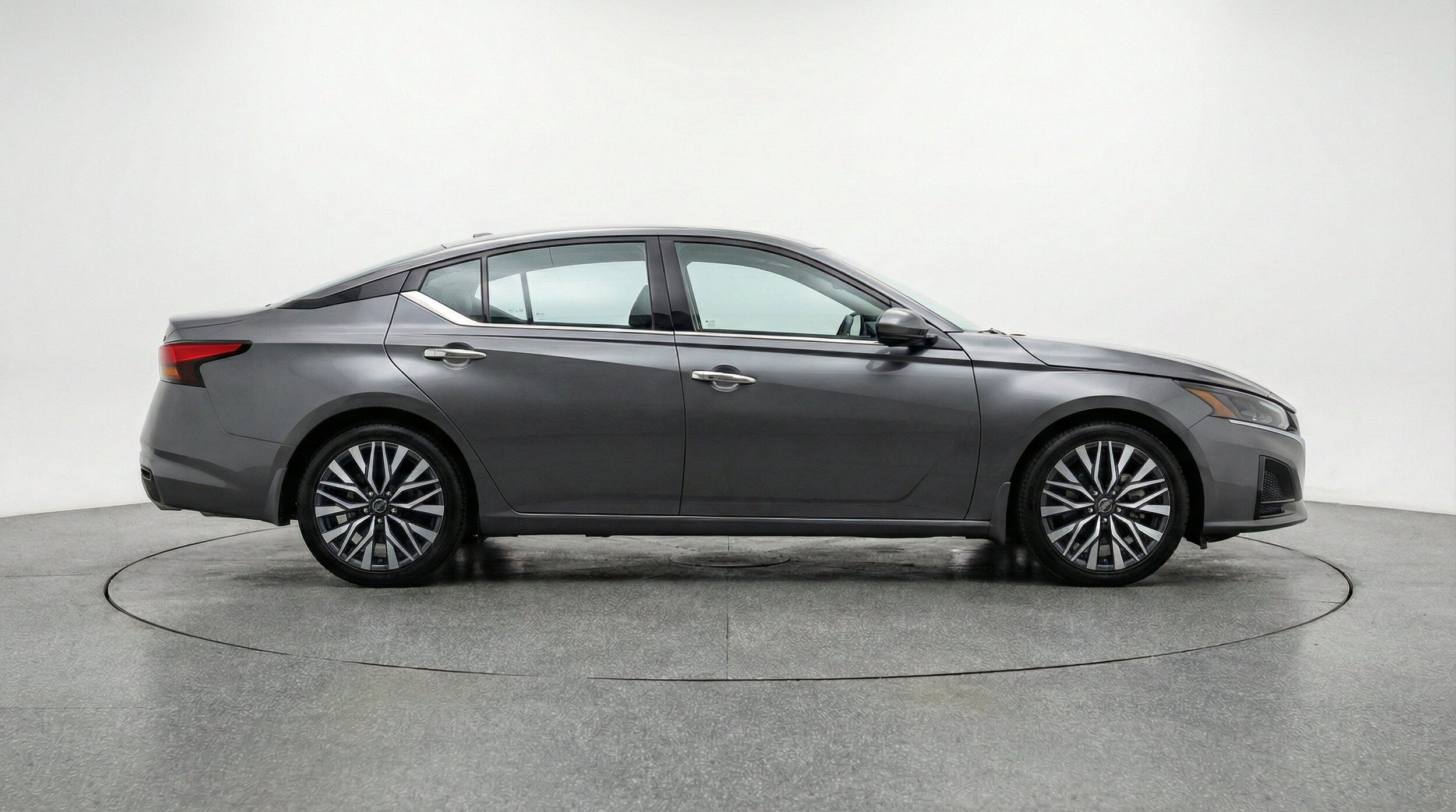 Thumbnail: 2025 Nissan Altima - 11