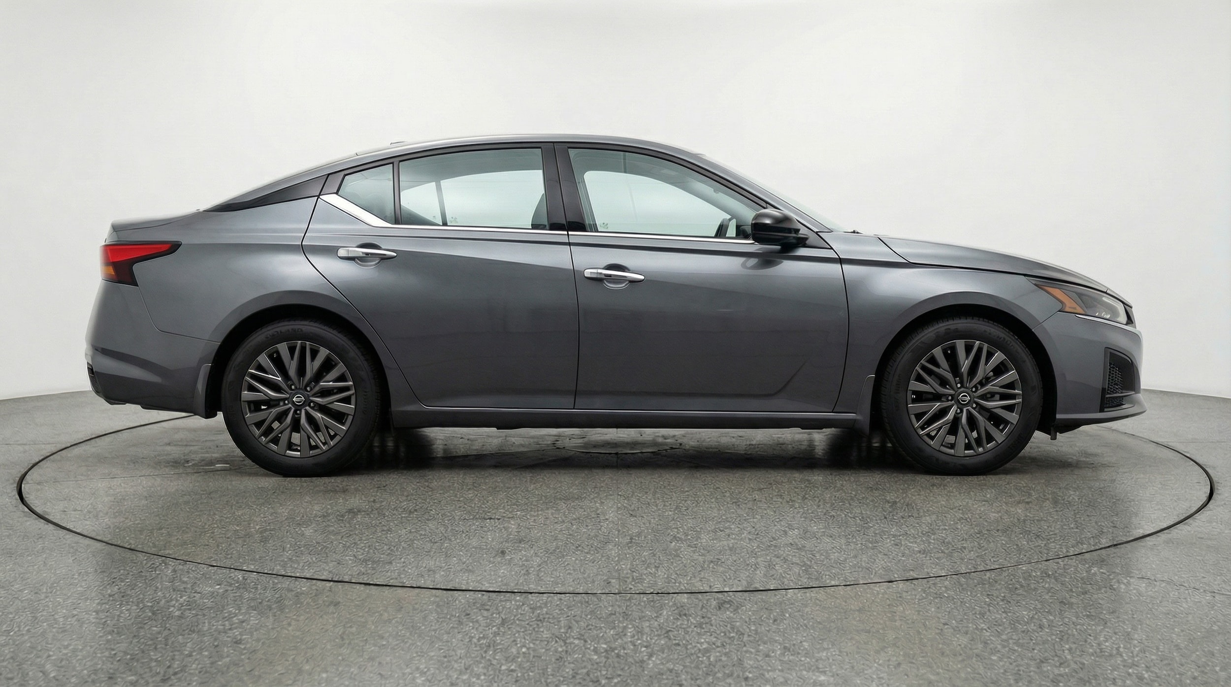 Thumbnail: 2025 Nissan Altima - 8