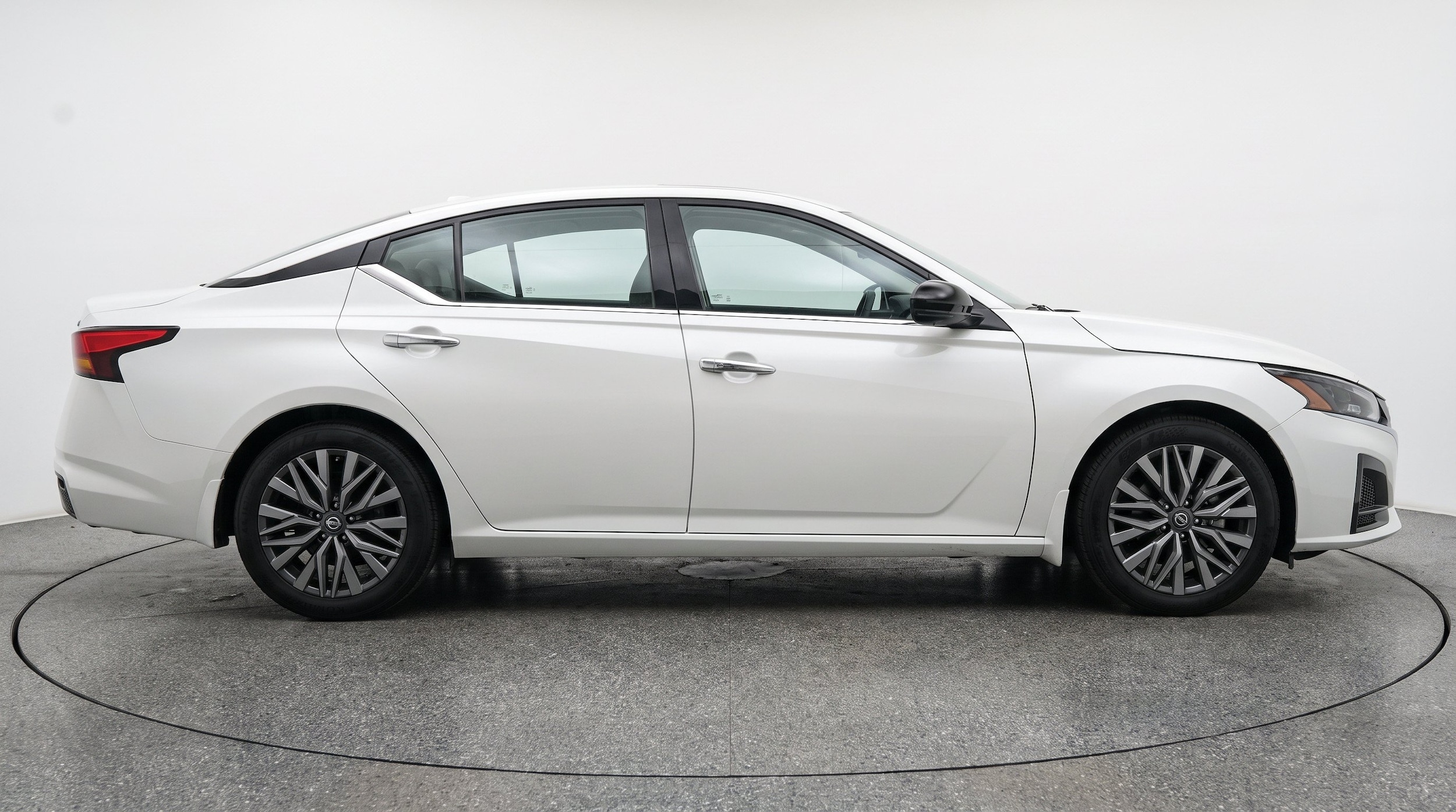 Thumbnail: 2025 Nissan Altima - 11