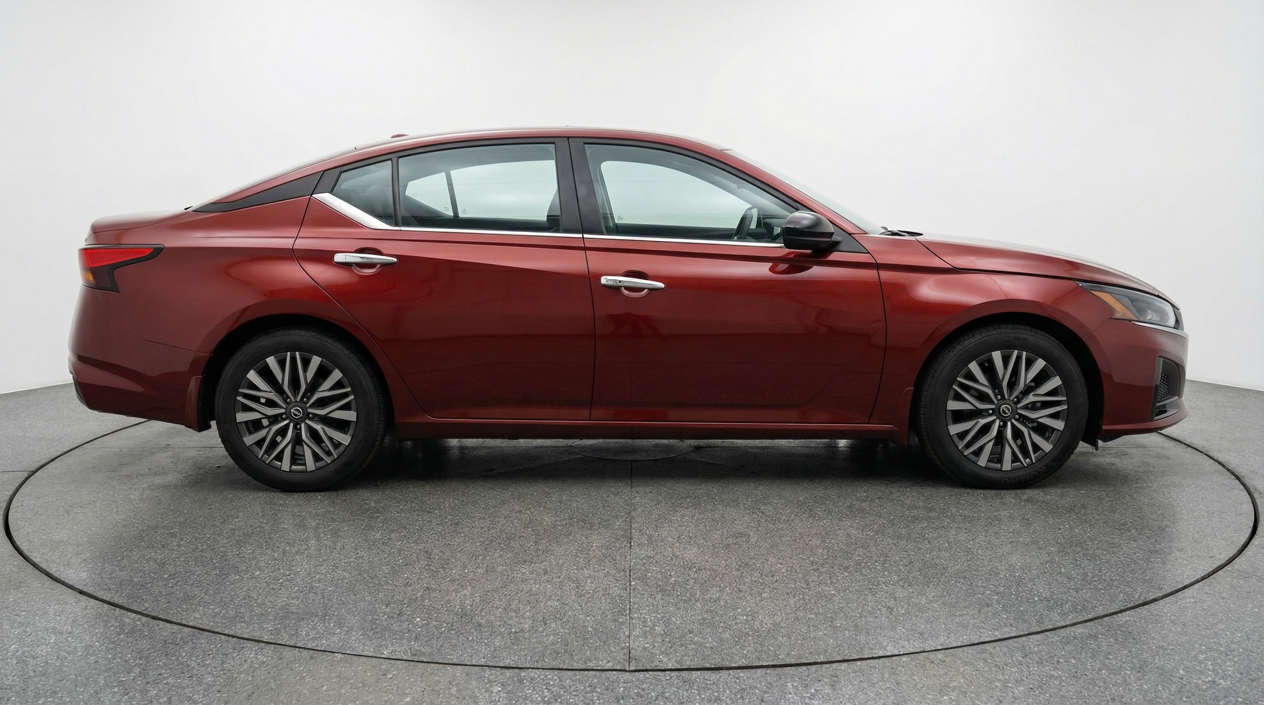 Thumbnail: 2025 Nissan Altima - 8