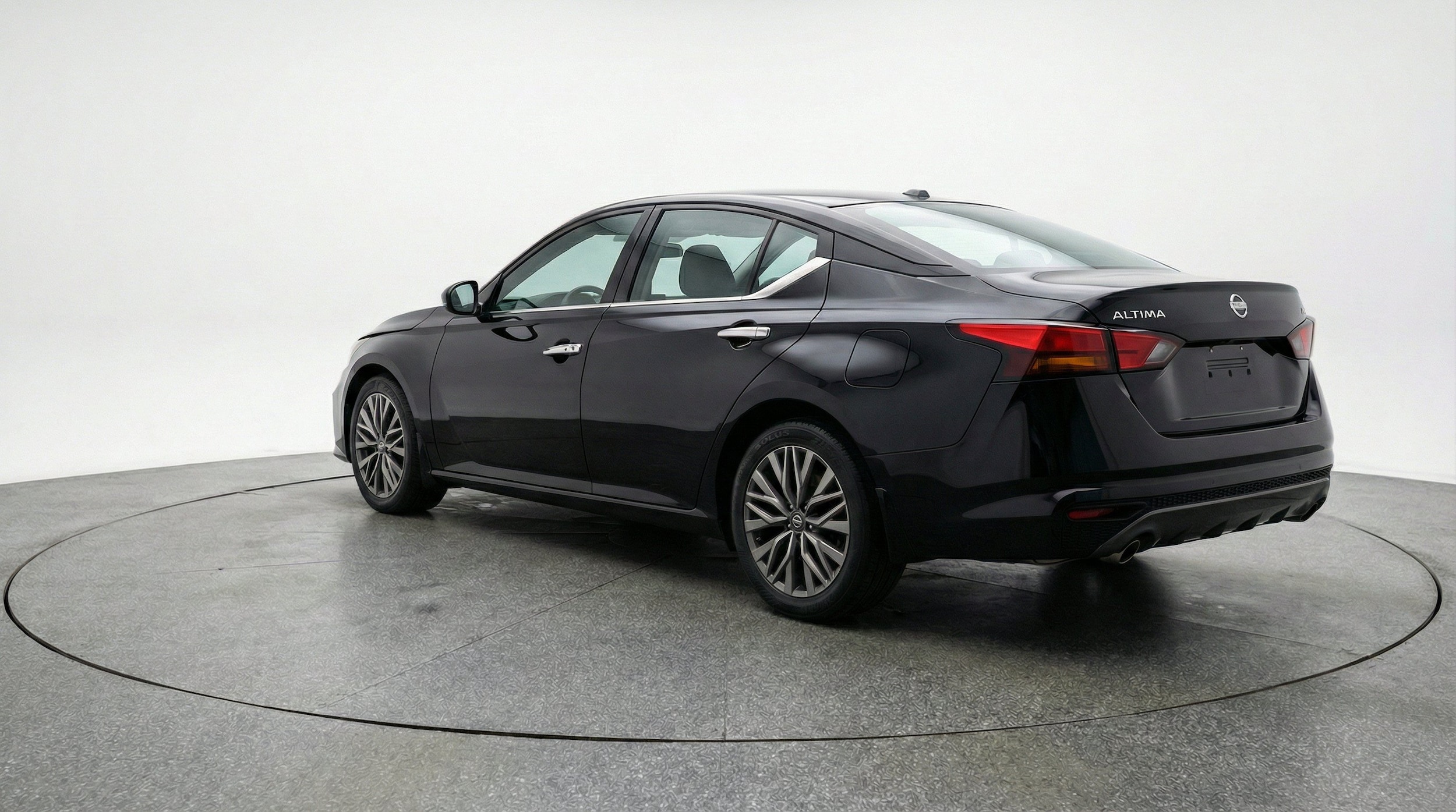 Thumbnail: 2025 Nissan Altima - 6