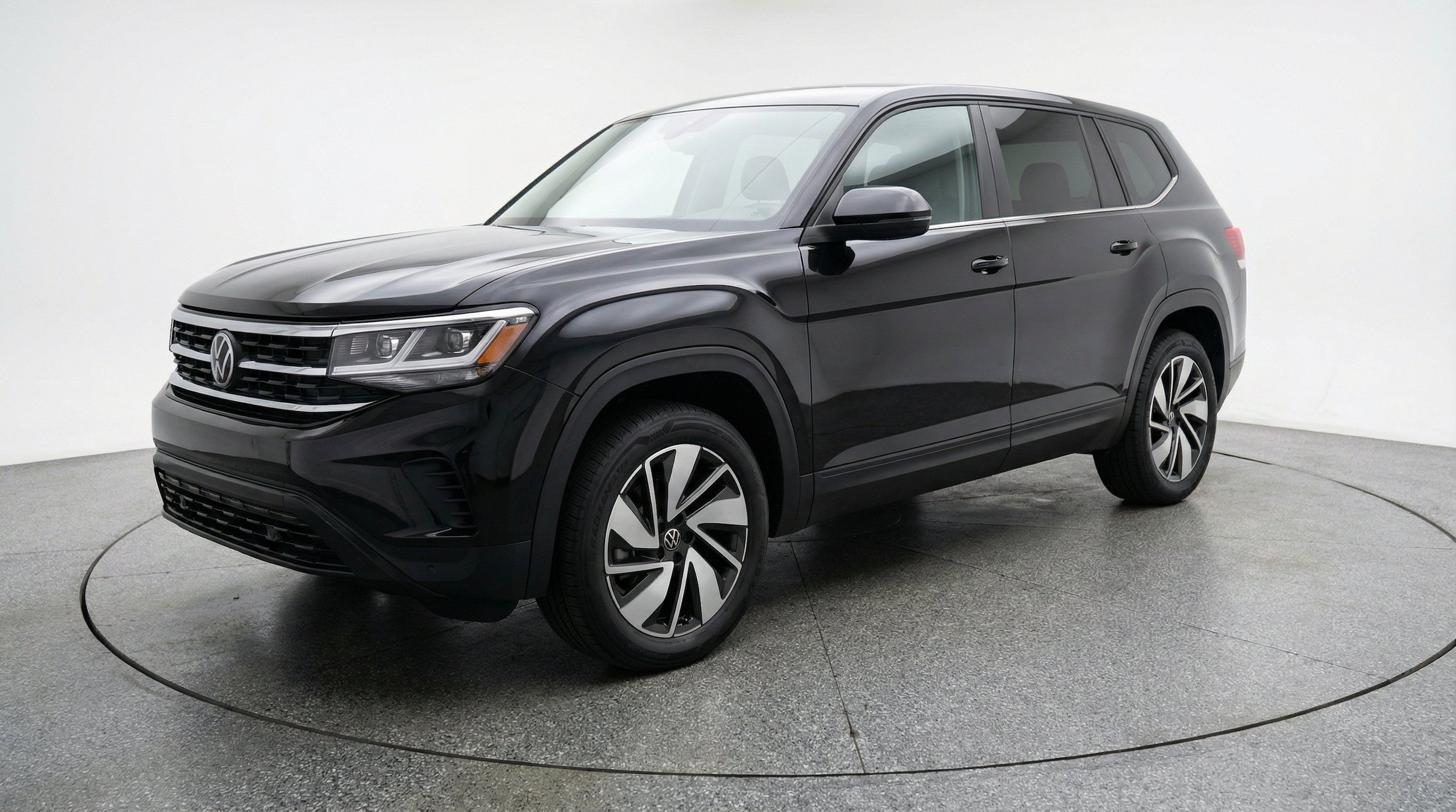 Thumbnail: 2026 Volkswagen Atlas - 3