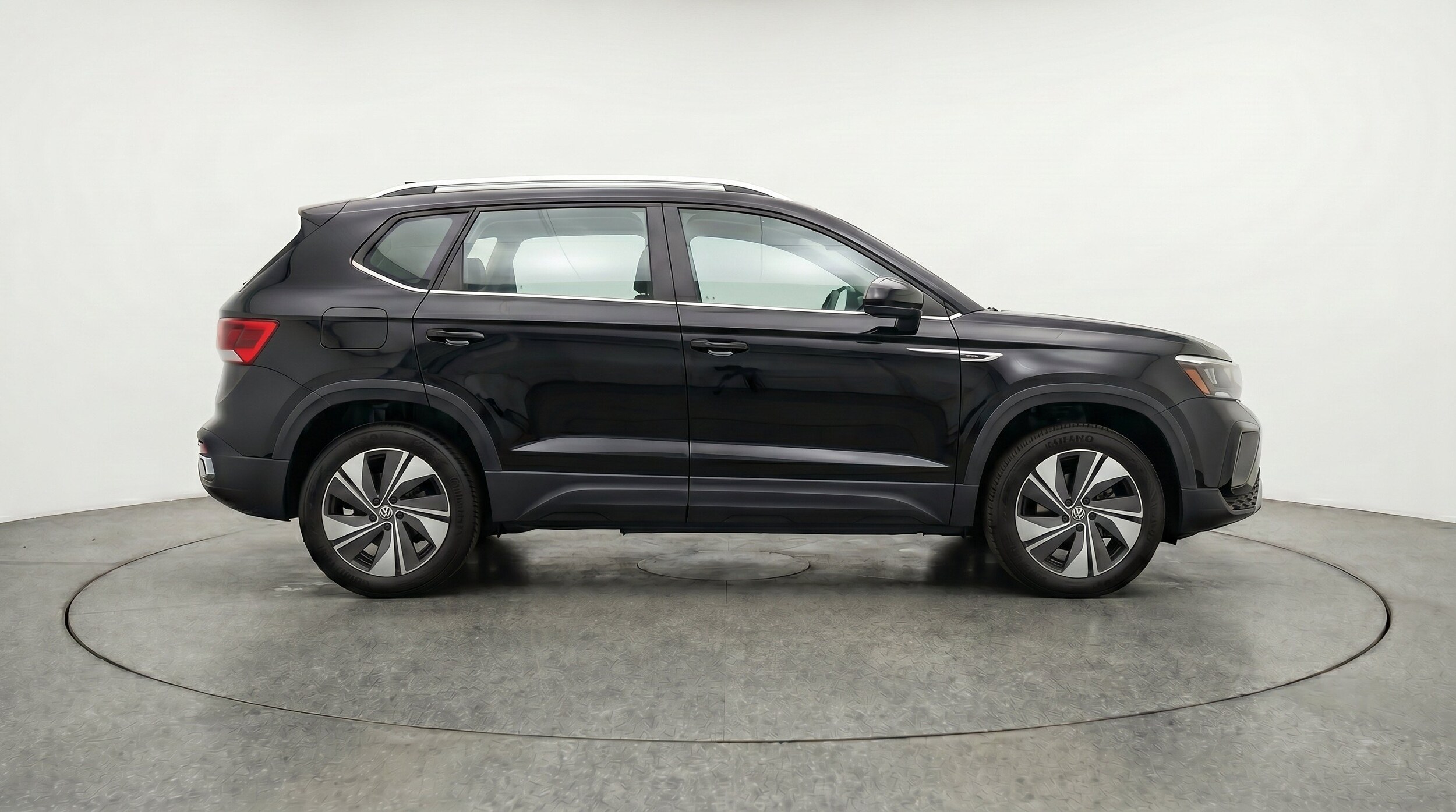 Thumbnail: 2026 Volkswagen Taos - 11
