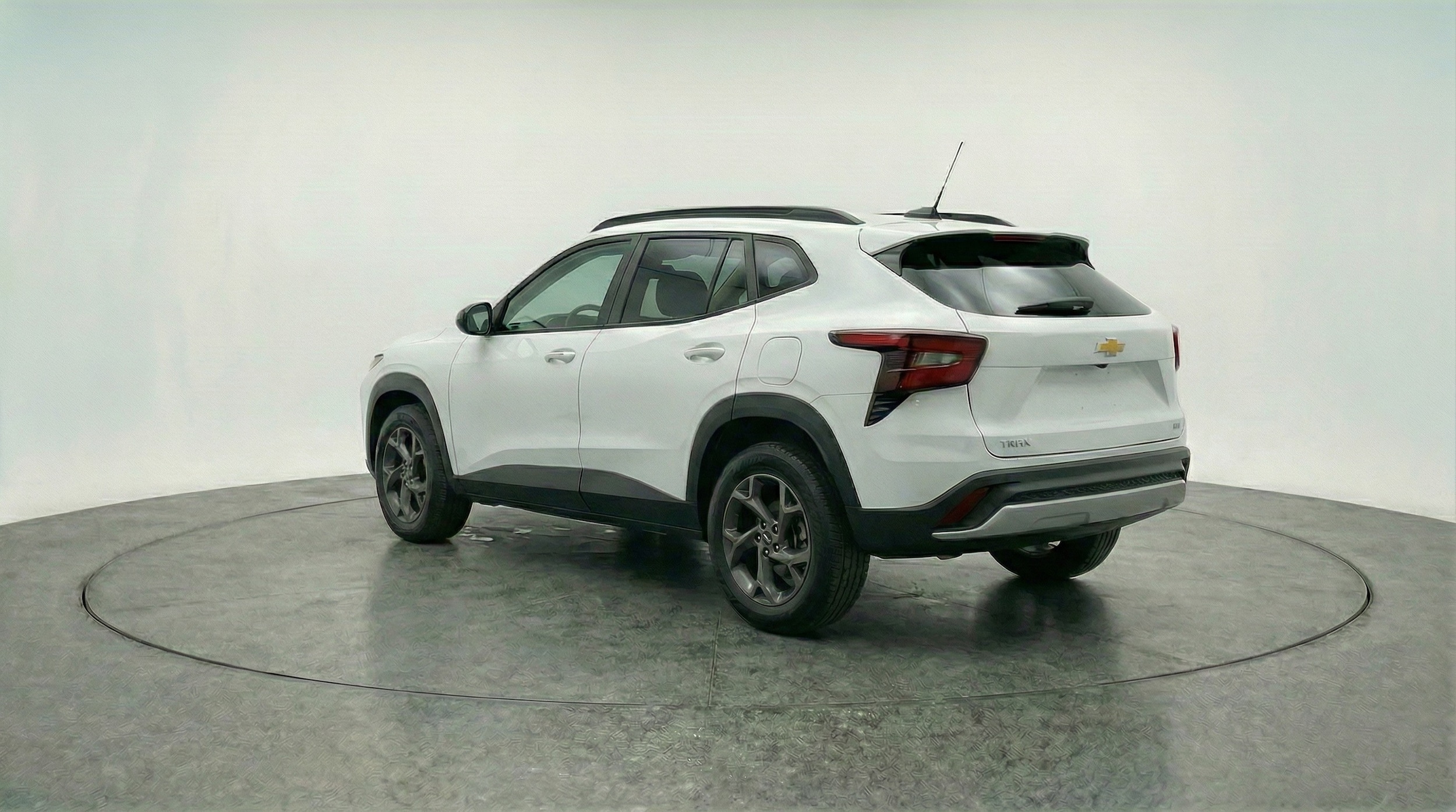 Thumbnail: 2025 Chevrolet Trax - 5