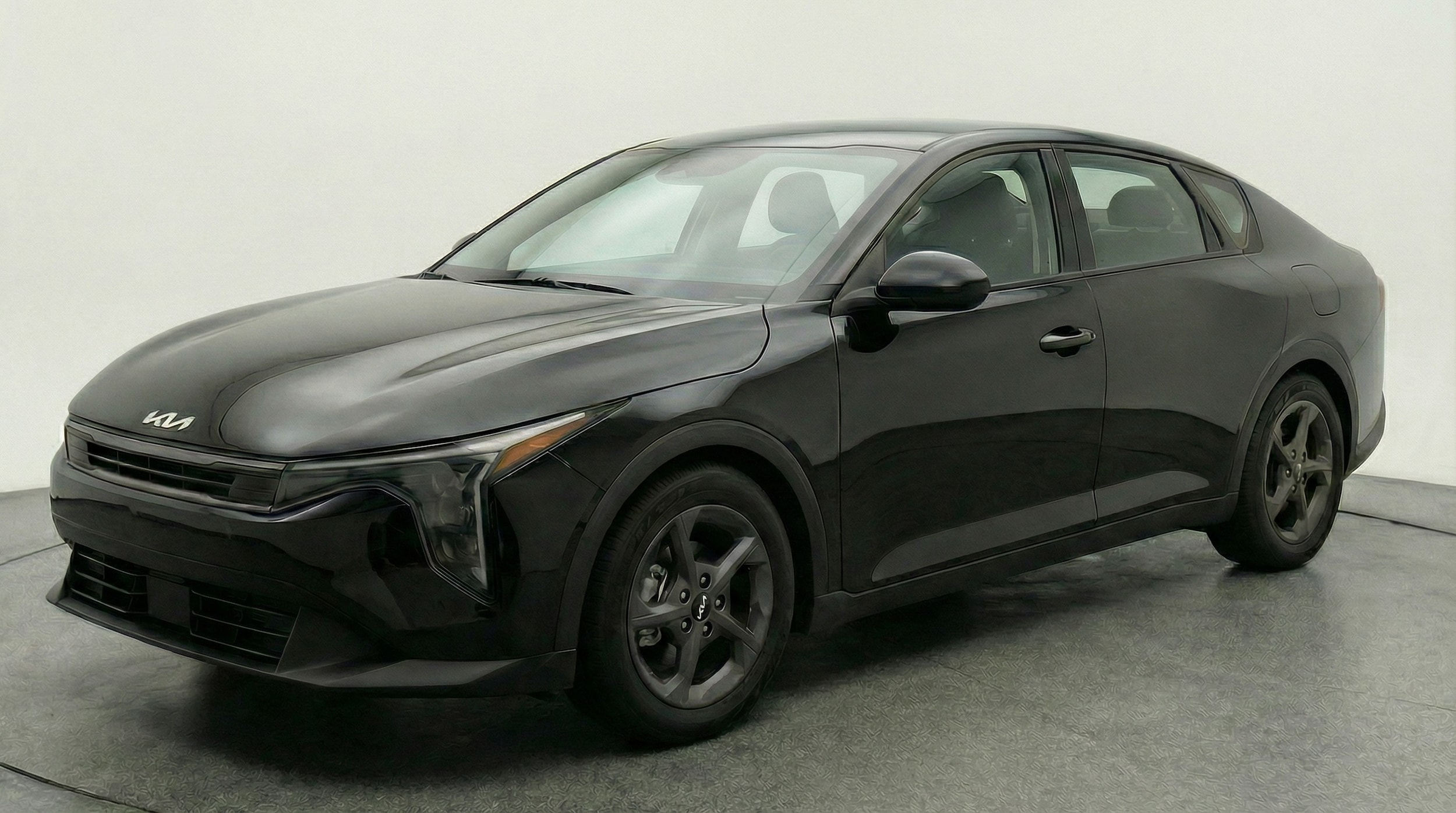 Thumbnail: 2025 Kia K4 - 3