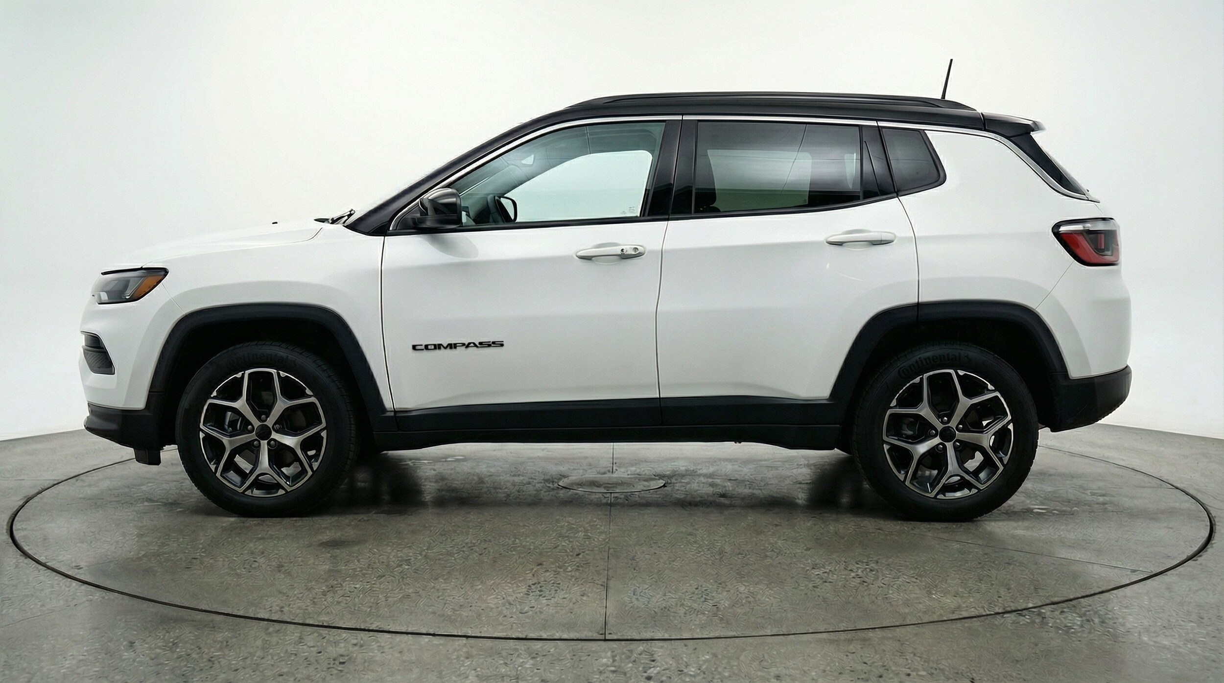Thumbnail: 2025 Jeep Compass - 4